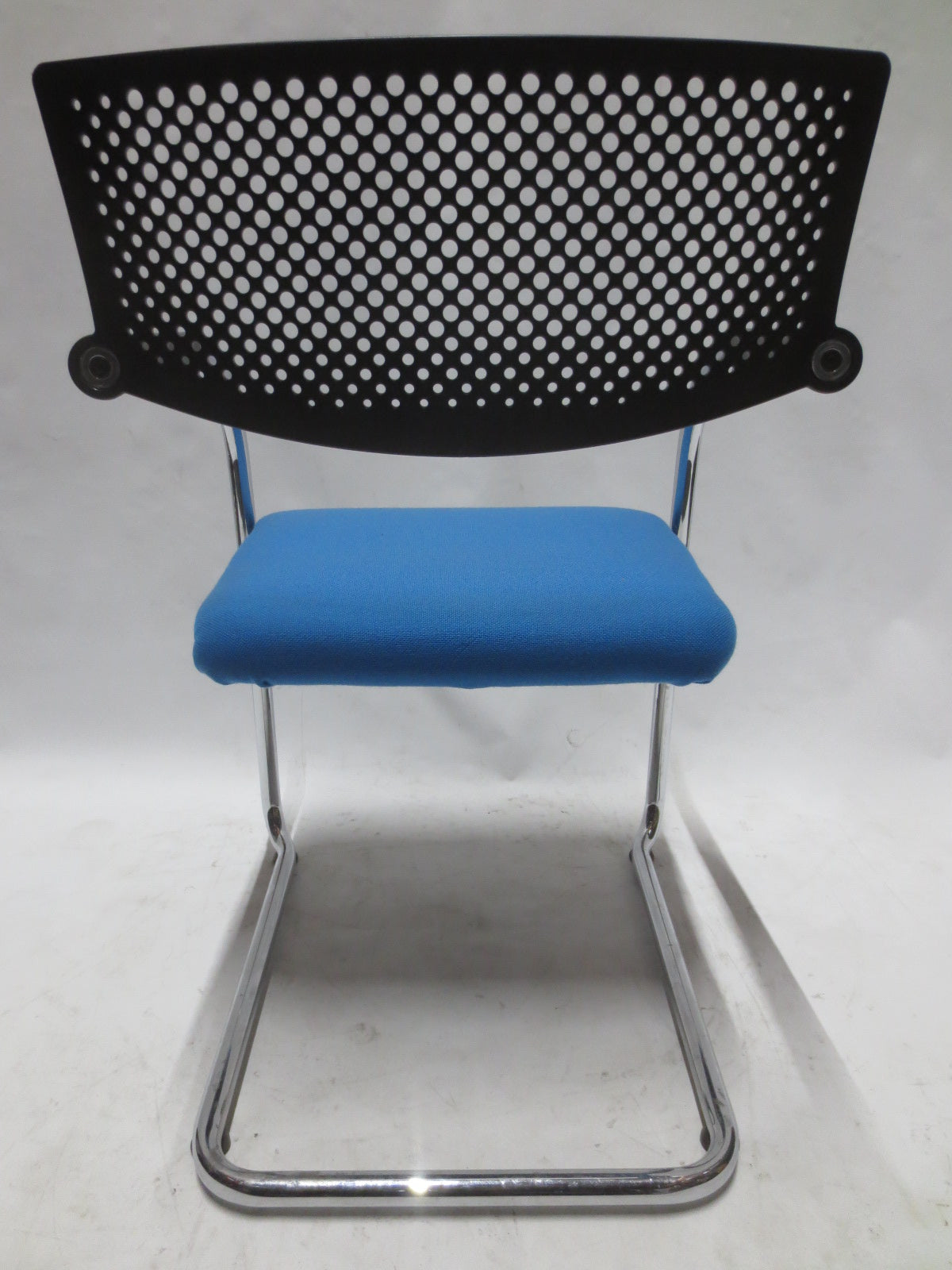 Vitra Visavis 2 Dining Armchair in Blue Seat and Black Back