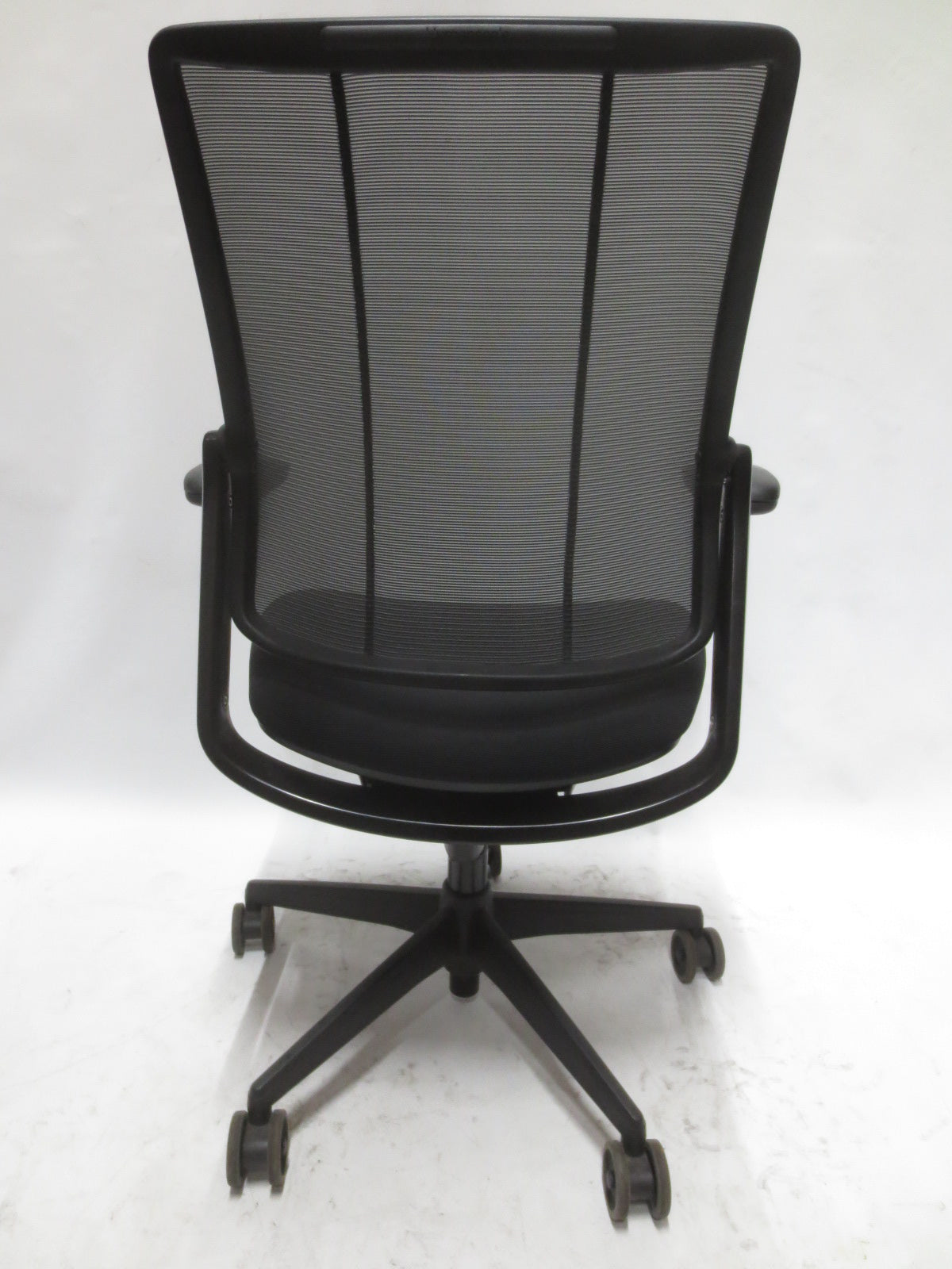 Humanscale Diffrient Smart Ergonomic Office Chair in Black