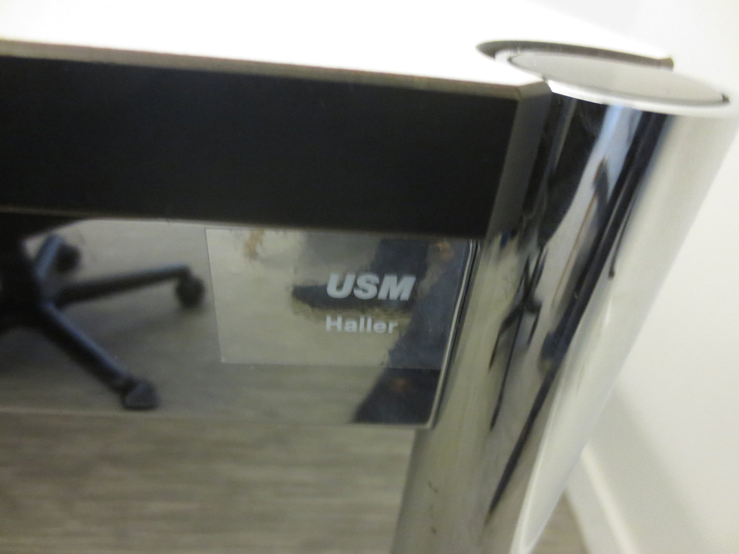 USM Haller T59 Desk-Table in White