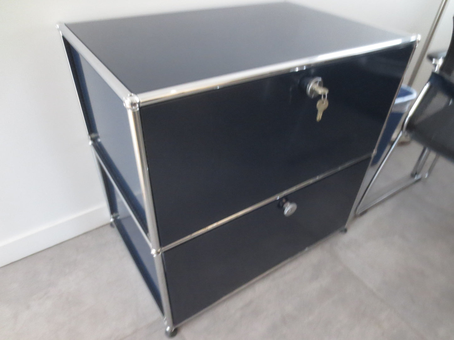 USM Haller Cabinet / Dresser 2-Drawer in Steel Blue