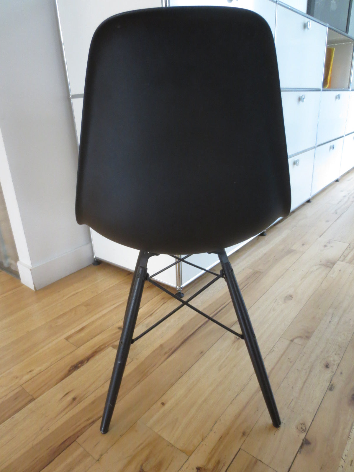 Herman Miller Eames Molded Side Chair with Dowel Legs in Black