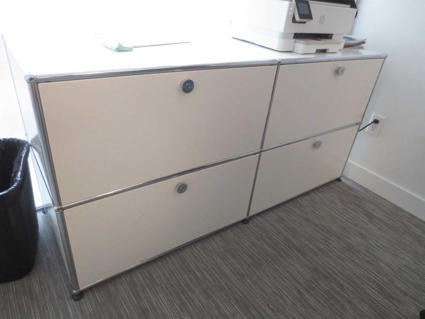 USM Haller Cabinet 2x2 with 4 Drawers in White