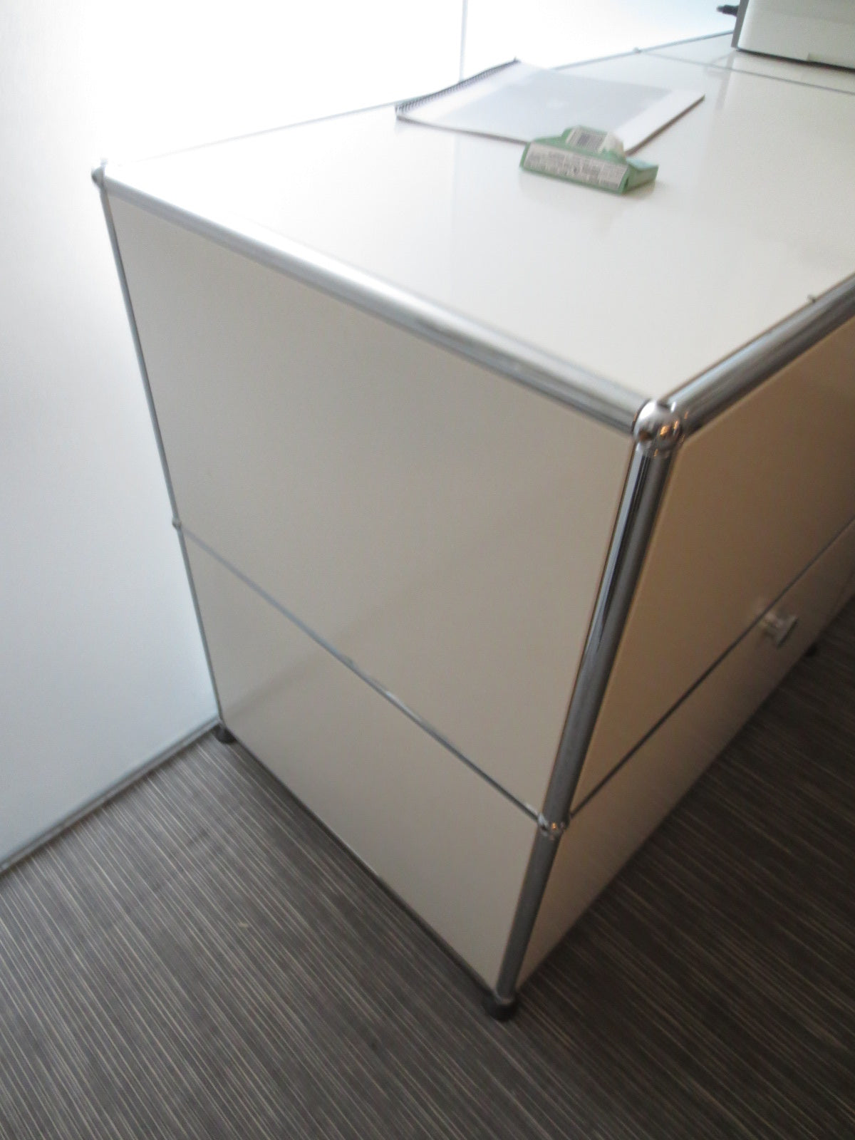 USM Haller Cabinet 2x2 with 4 Drawers in White