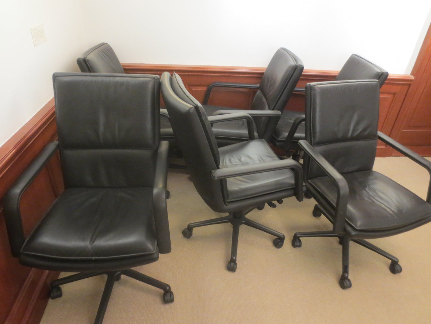 Keilhauer Elite 597 MidBack Executive Office Chair in Black Leather