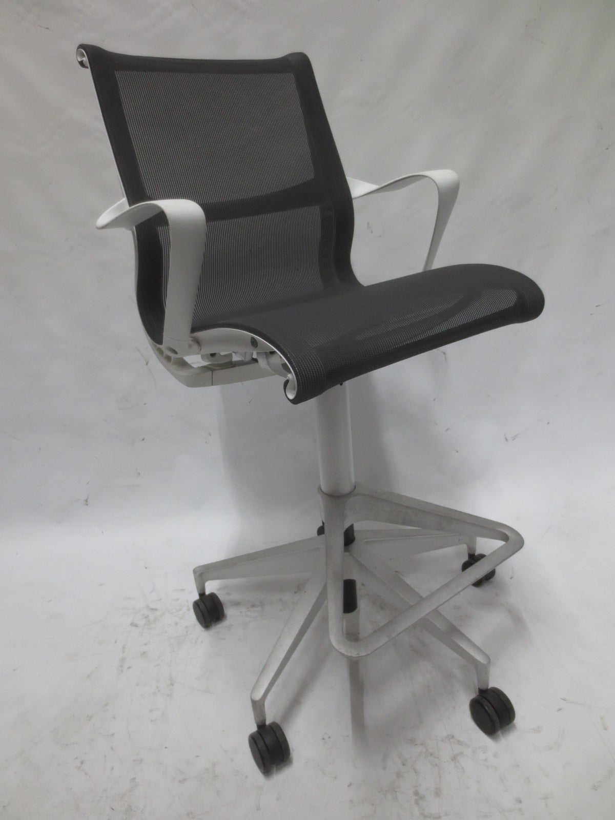 Herman Miller Setu Drafting Stool