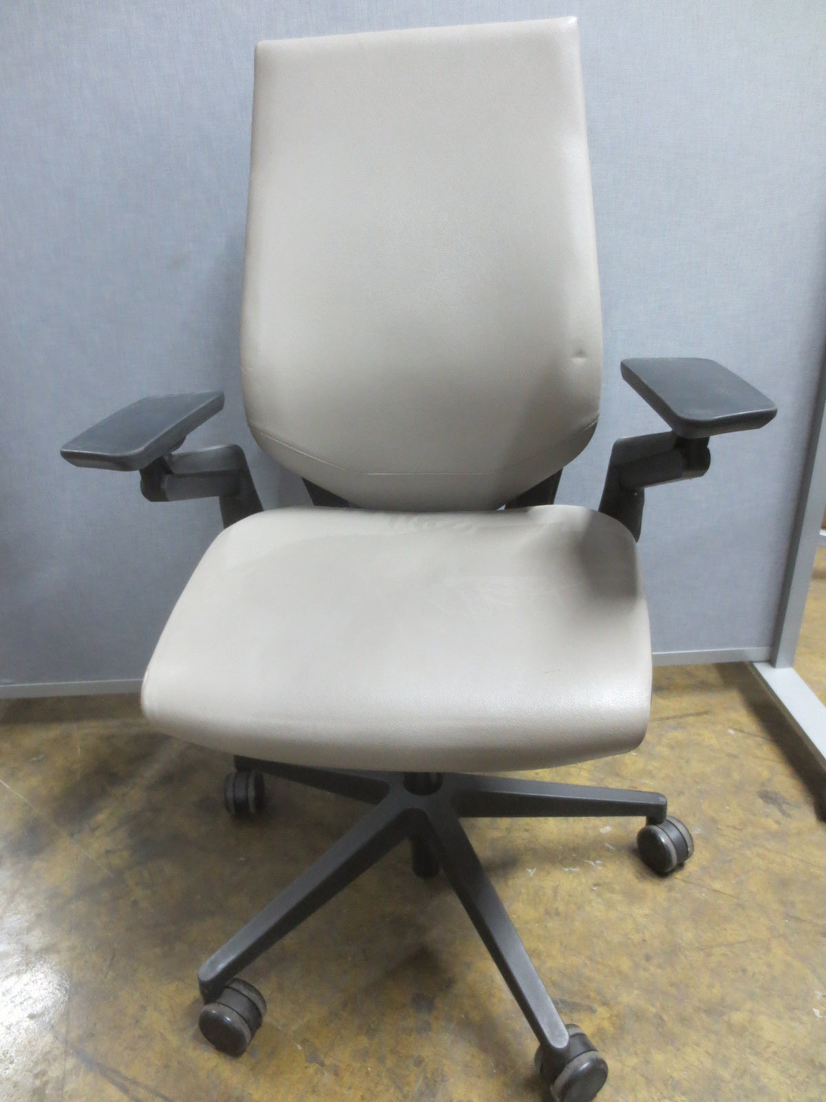 Steelcase Gesture Chair in Ash Eco-Leather