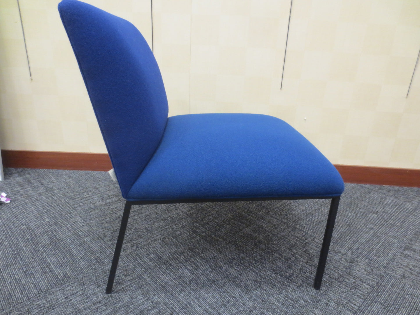 Fogia Tondo Lounge Chair in Blue