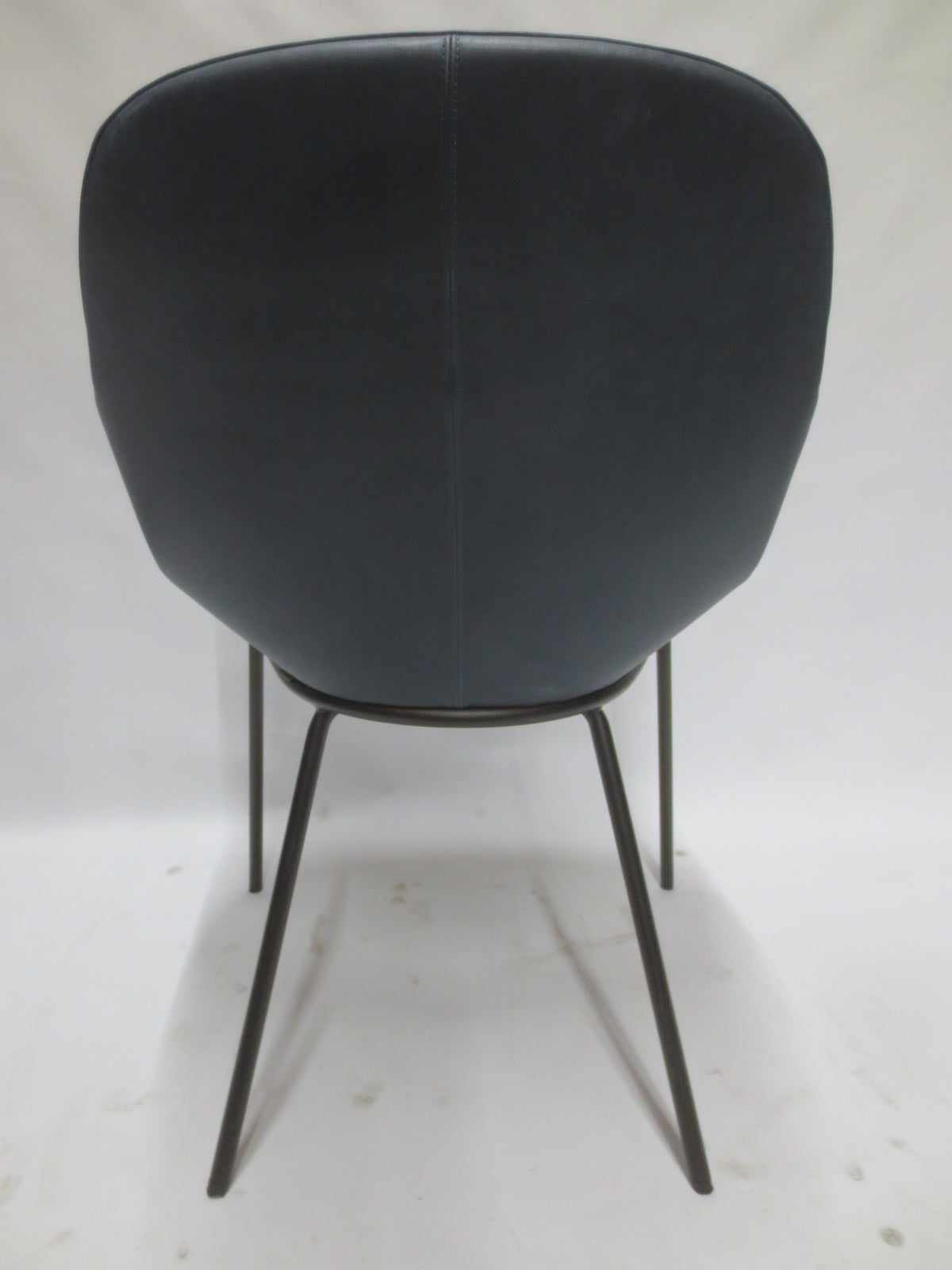 Walter Knoll Sheru Armchair in Black Leather - Single (New)