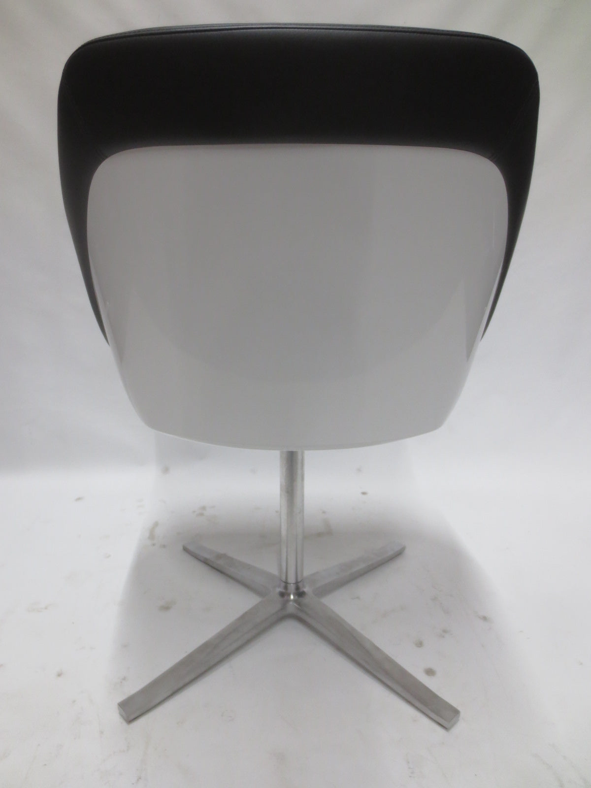 Walter Knoll Turtle Chair - Single (New)