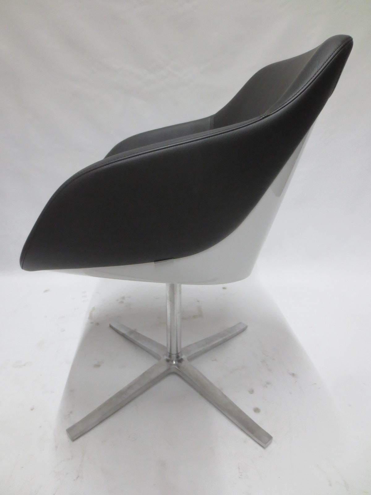 Walter Knoll Turtle Chair - Single (New)