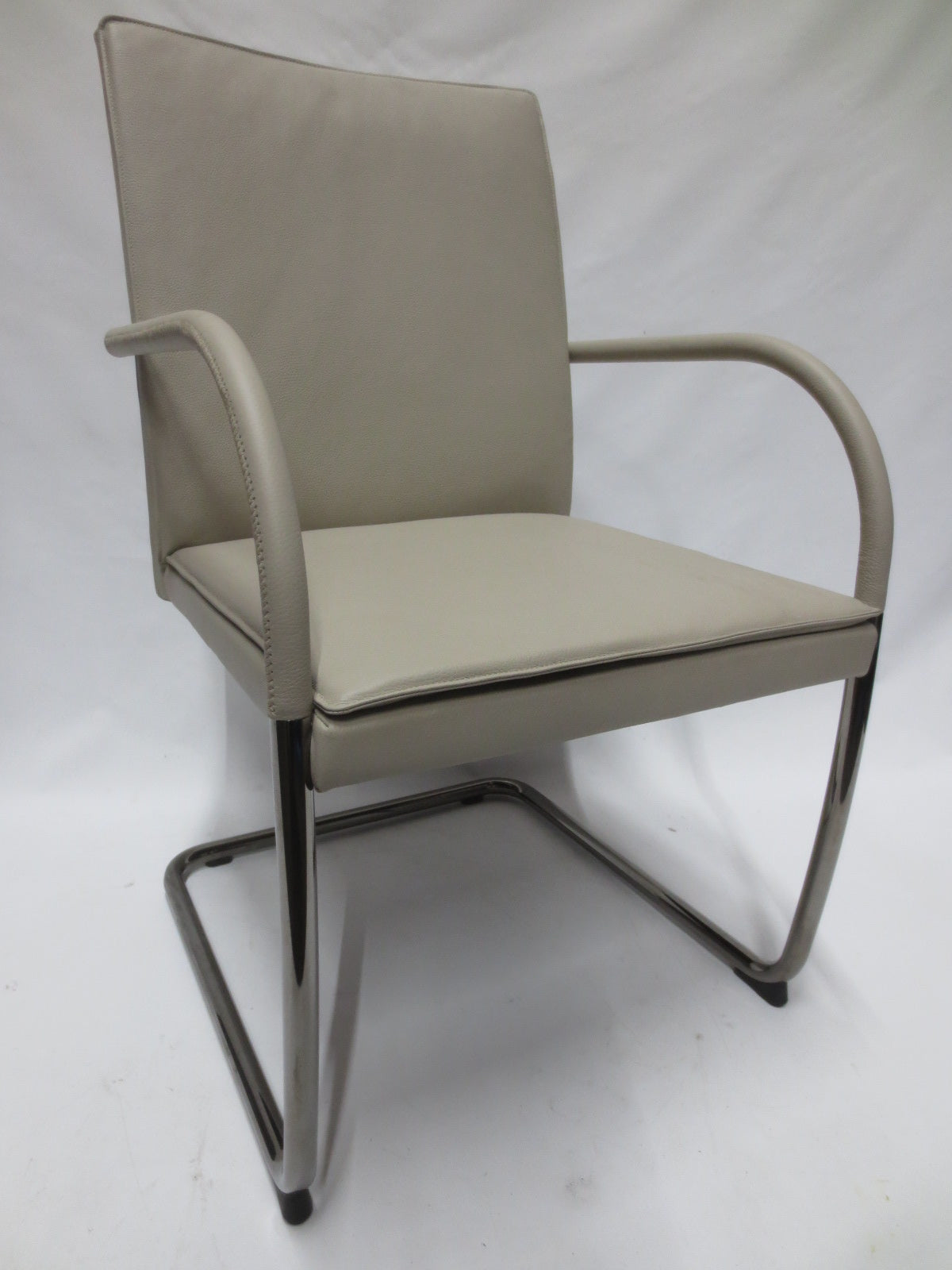 Walter Knoll George Cantilever Chair - Single (New)