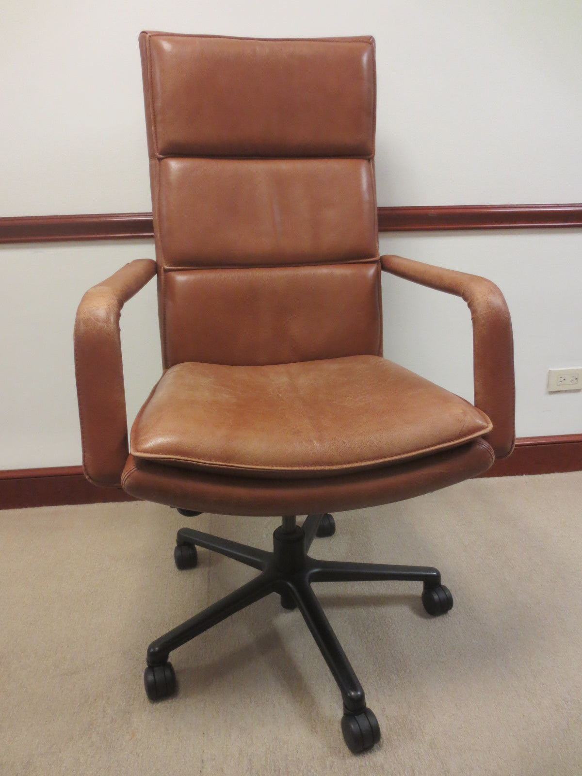 Keilhauer Elite 591 Highback Executive Office Chair in Brown Leather