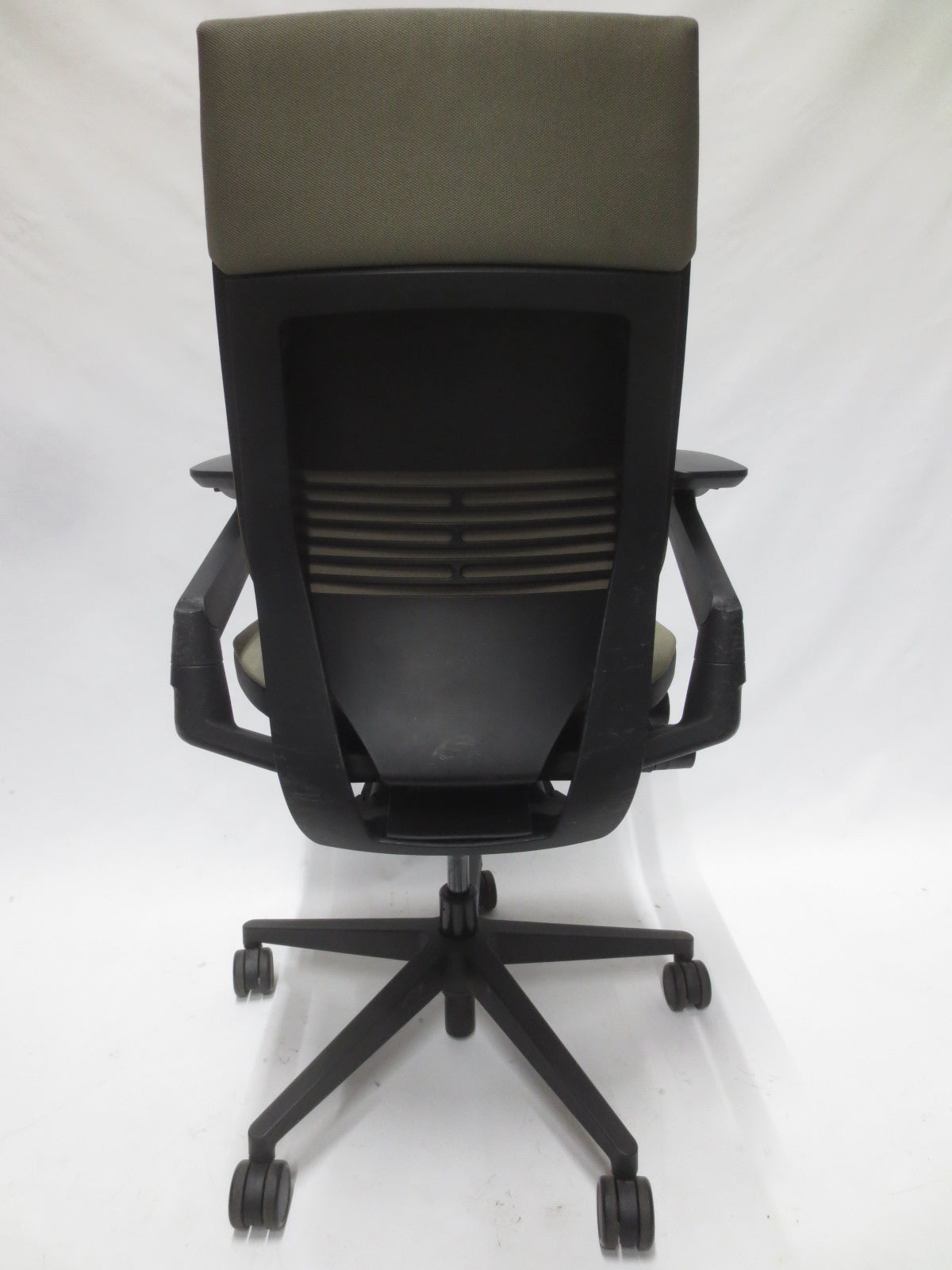 Steelcase Gesture Chair in Taupe Fabric