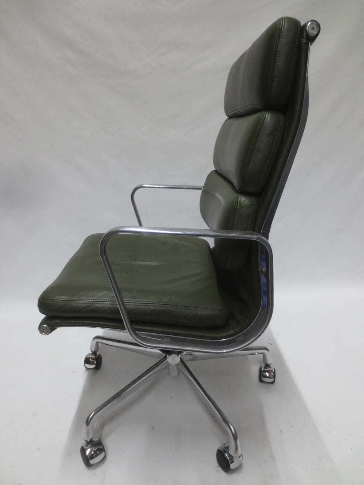 Herman Miller Eames Executive Soft Pad Chair in Dark Green Leather