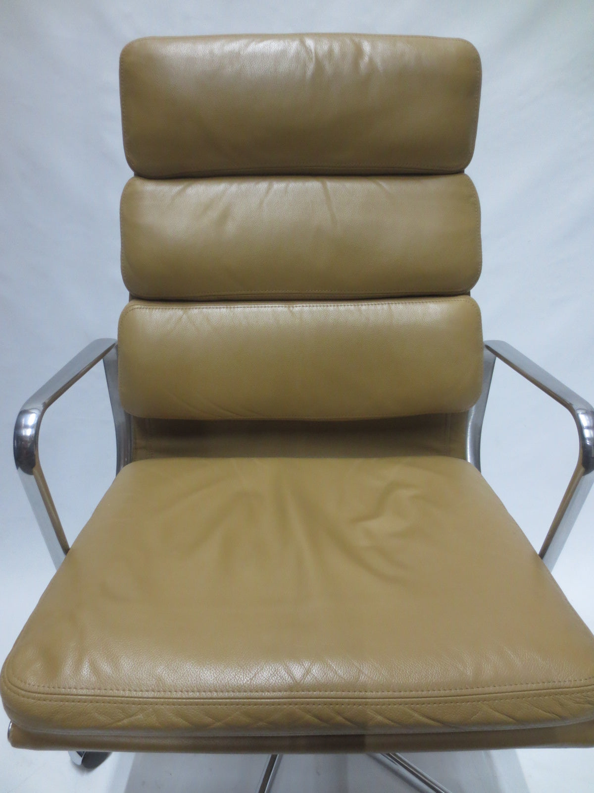 Herman Miller Eames Executive Soft Pad Chair in Toffee Brown Leather