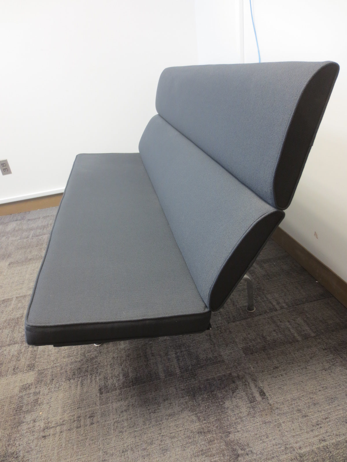 Herman Miller Eames Sofa Compact in Grey Fabric