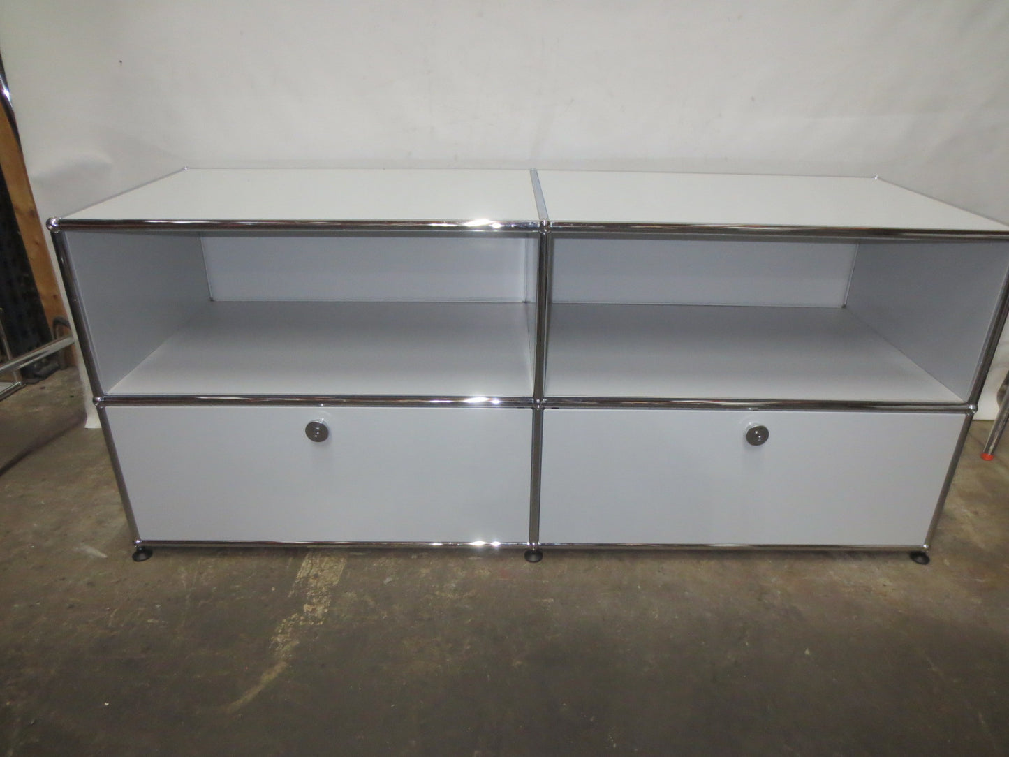 USM Haller 2x2 Cabinet with 2 Shelves & 2 Drawers in Light Grey