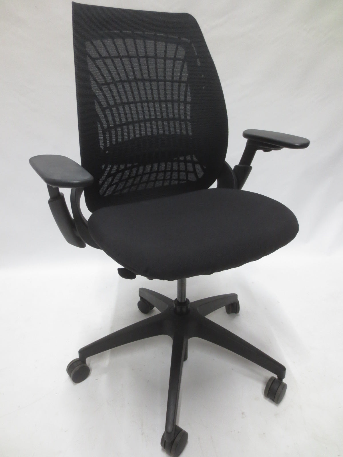 Allsteel Mimeo Ergonomic Task Chair in Black