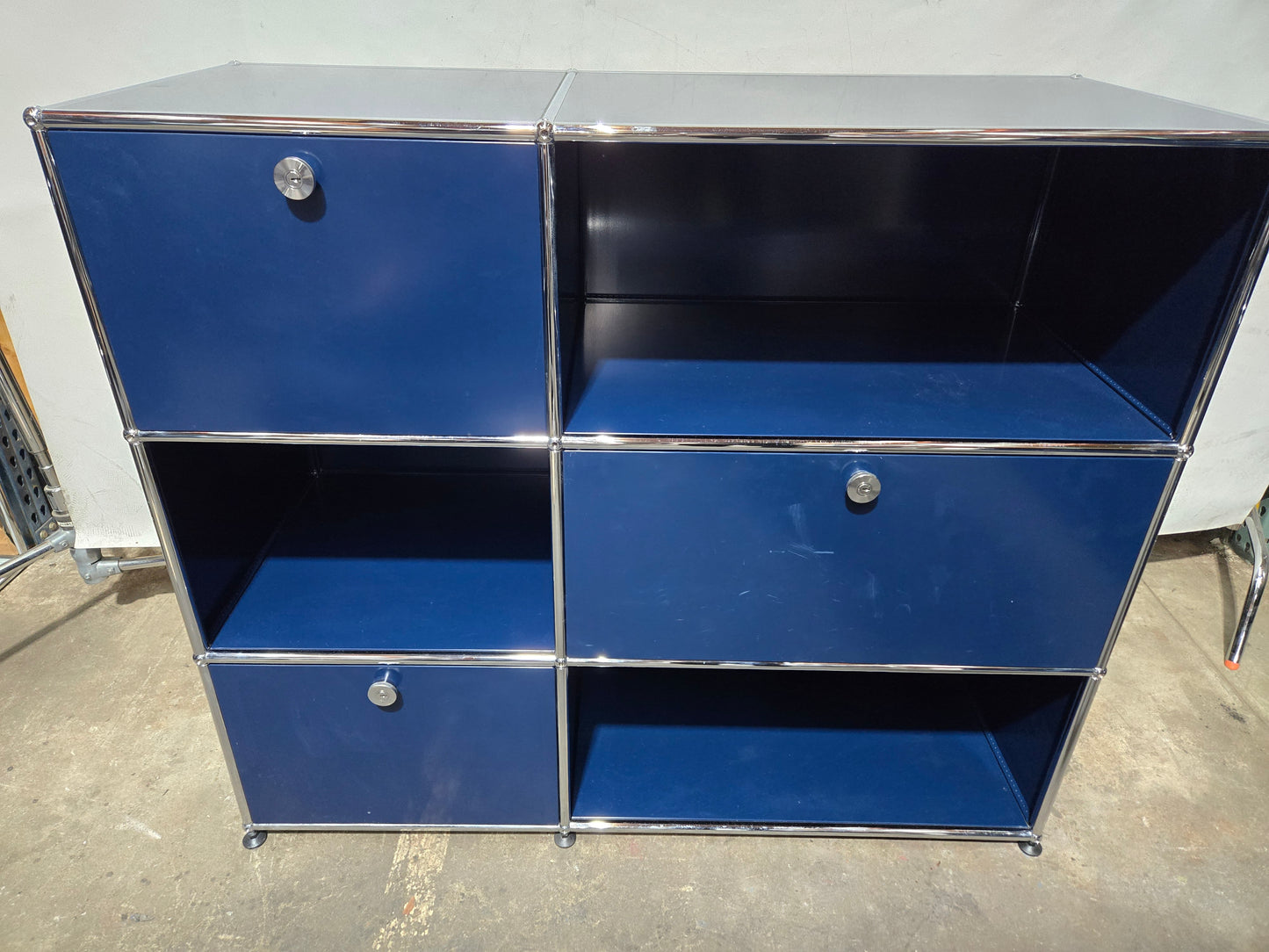 USM Haller Cabinet / Dresser 2x3 with 1 Door, 2 Drawers and 3 Shelves in Steel Blue