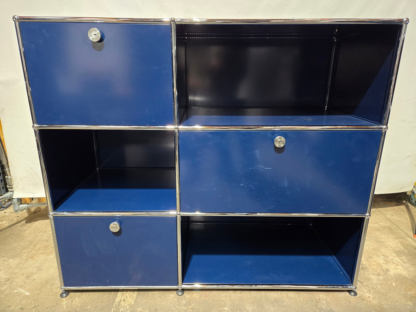 USM Haller Cabinet / Dresser 2x3 with 1 Door, 2 Drawers and 3 Shelves in Steel Blue