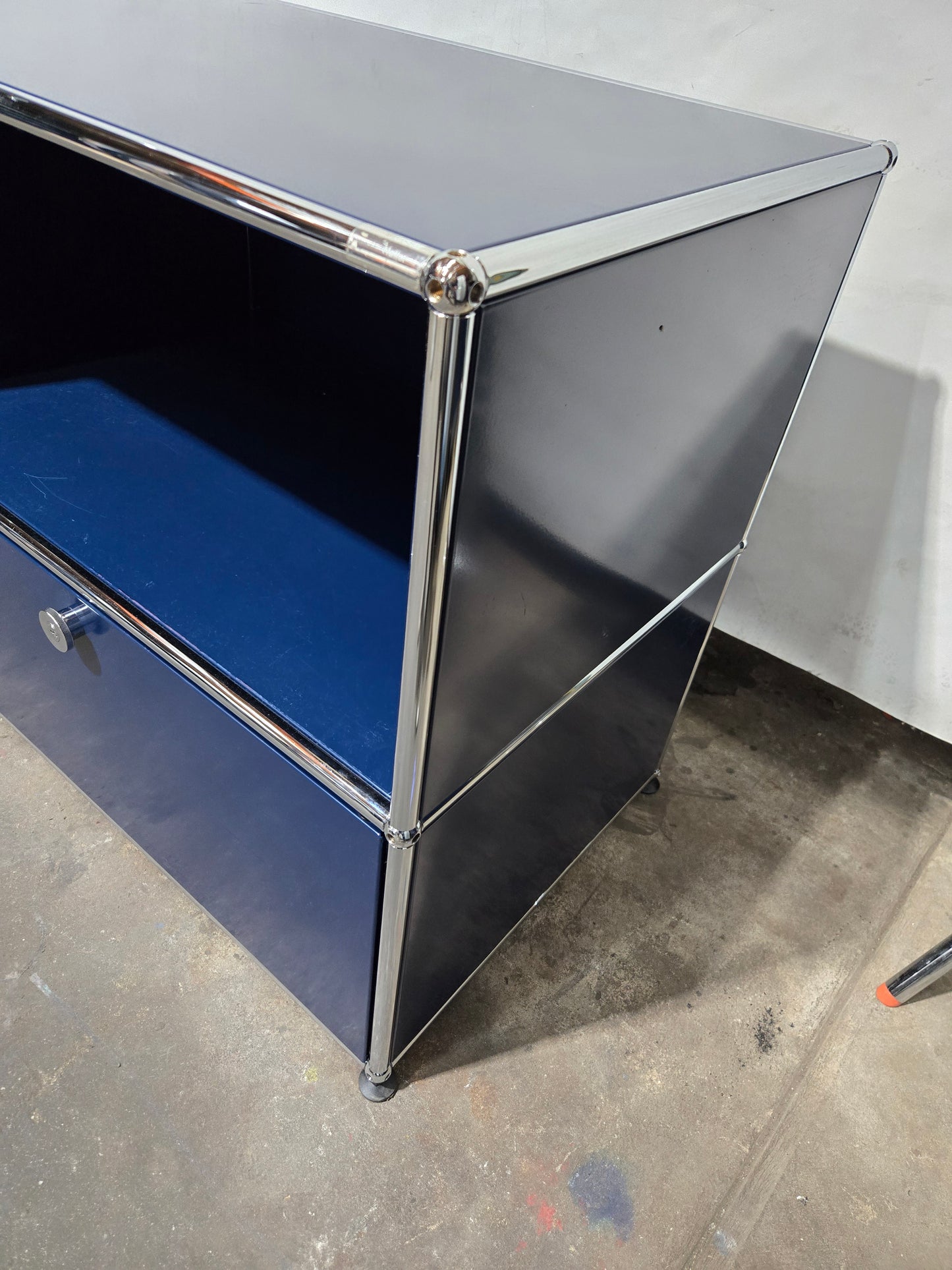 USM Haller Cabinet / Dresser 2x2 with 2 Drawers and 2 Shelves in Steel Blue