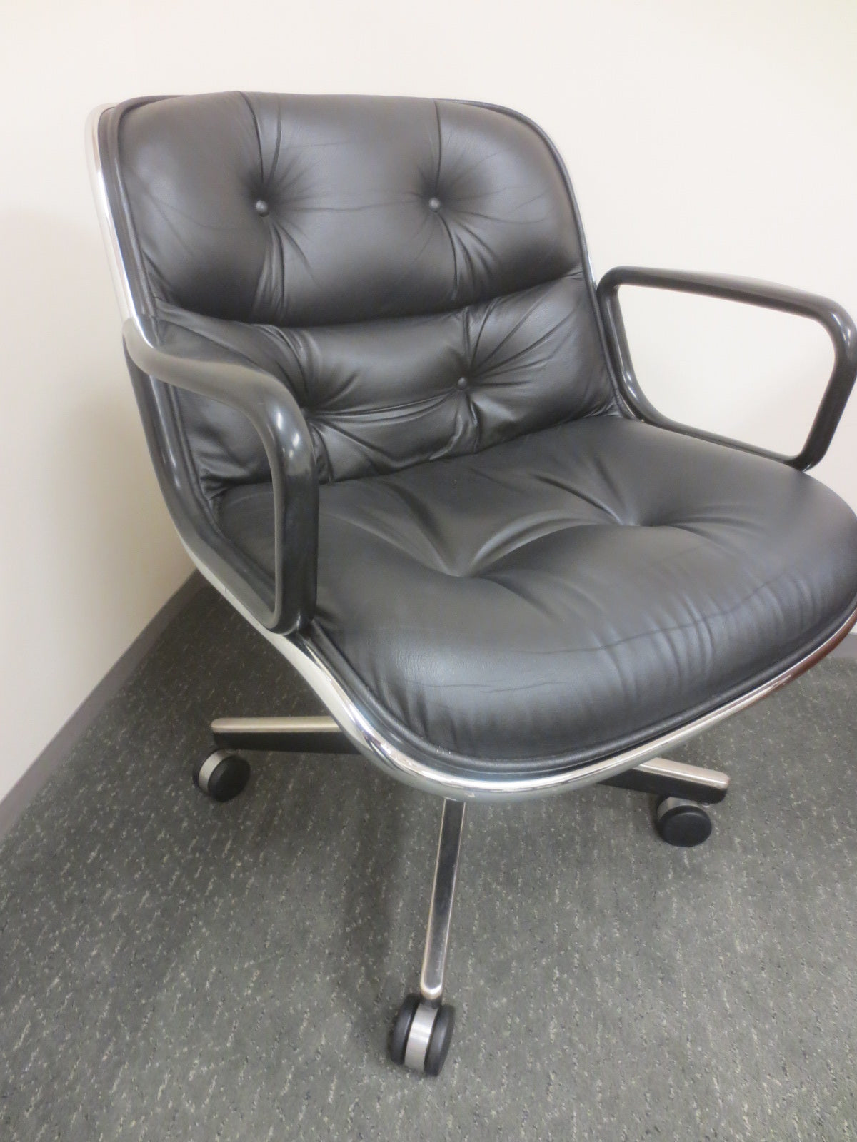 Knoll Pollock Executive Chair in Black Leather with Manual Height Adjustment