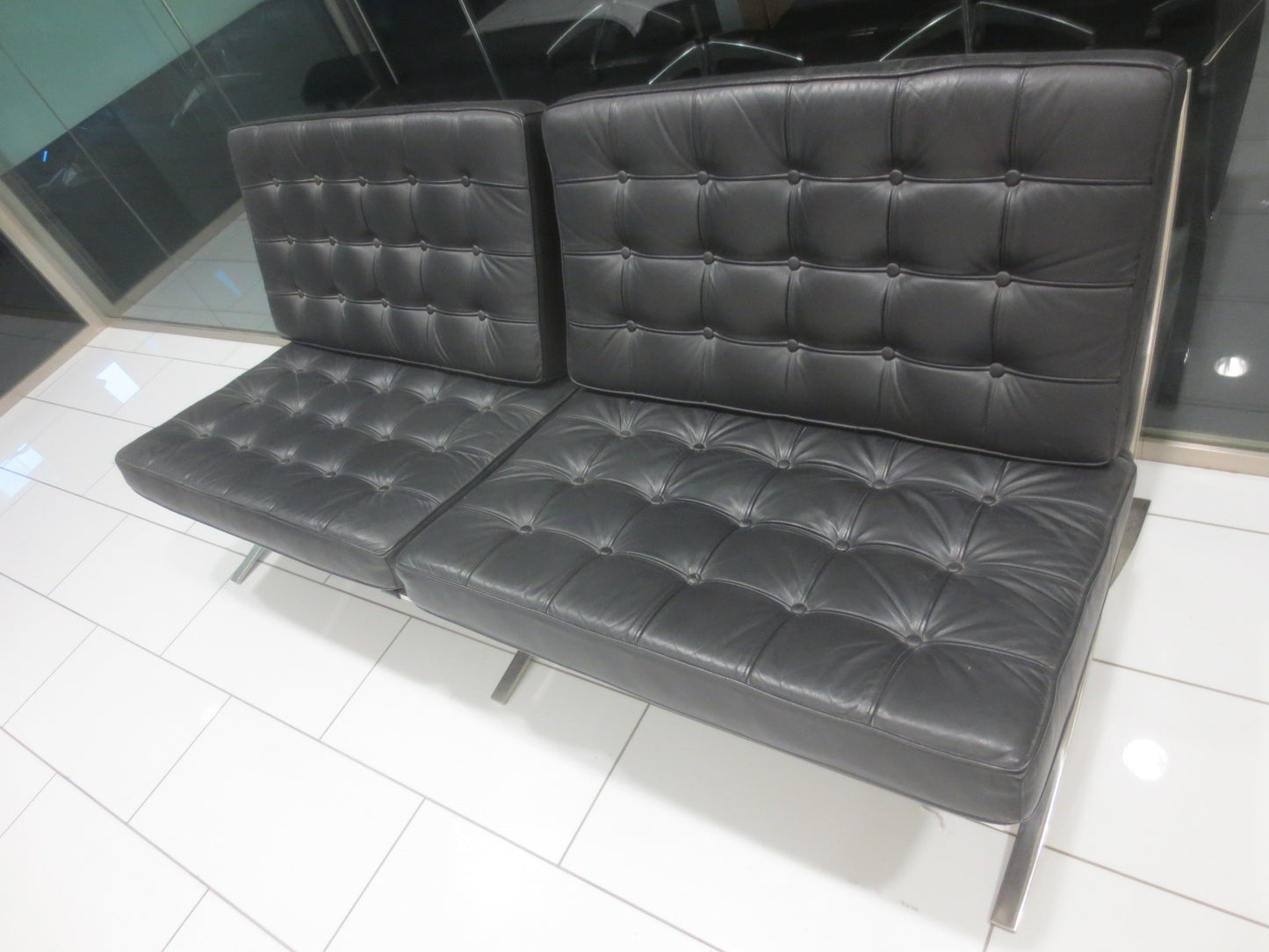 Barcelona Style Sofa in Black