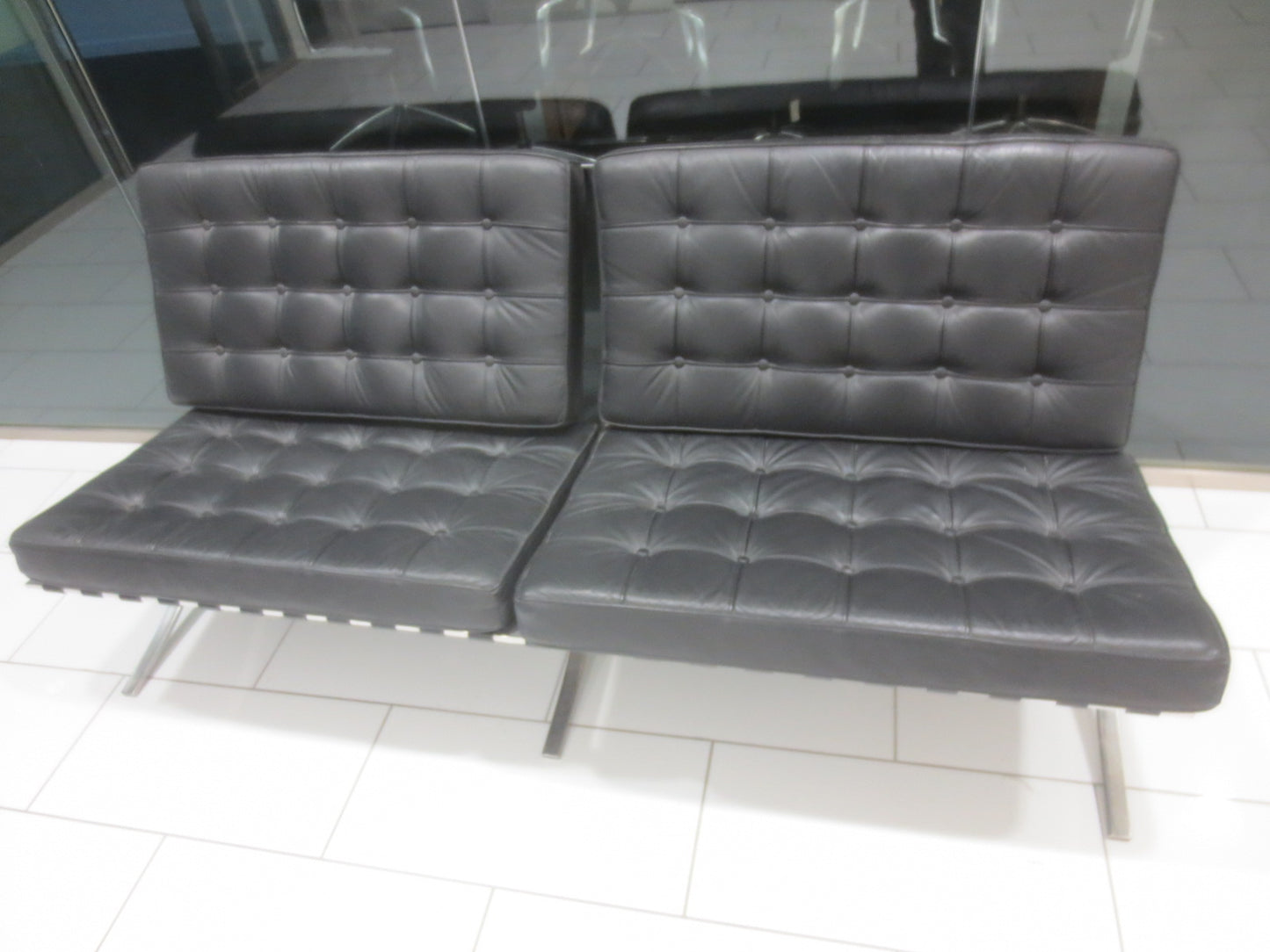 Barcelona Style Sofa in Black