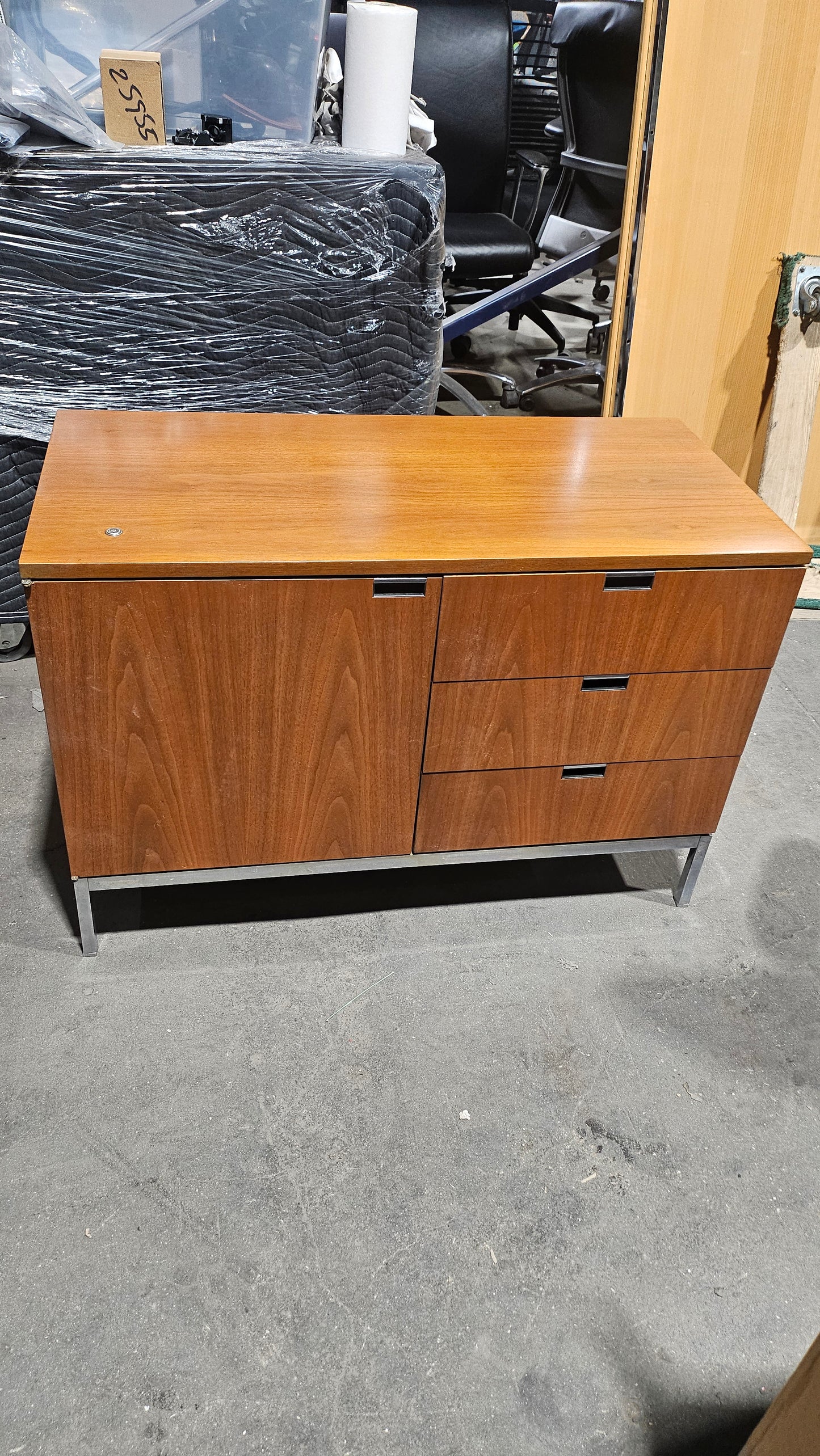 Florence Knoll Two-Position Wood Credenza (Vintage)