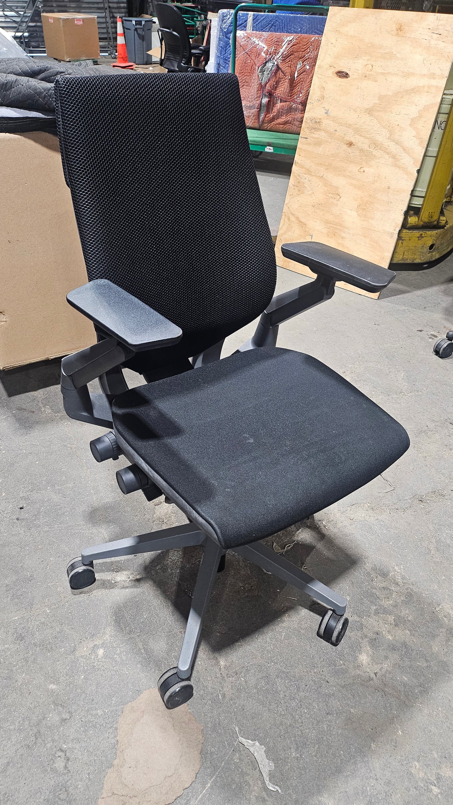 Steelcase Gesture Chair in Black Fabric