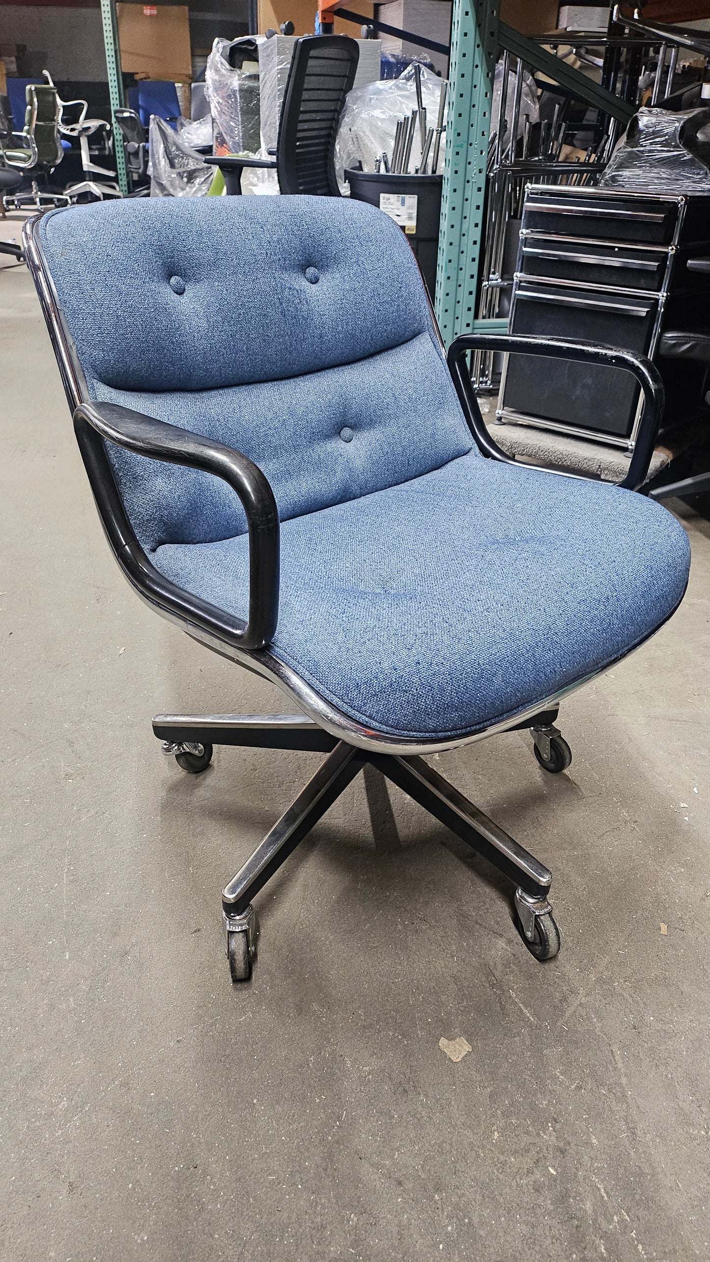 Knoll Pollock Executive Chair in Blue Fabric