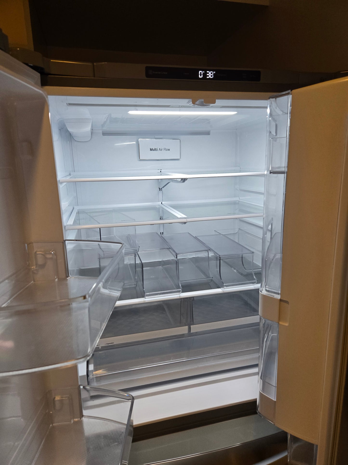 LG InstaView 27-cu ft French Door Refrigerator-Freezer