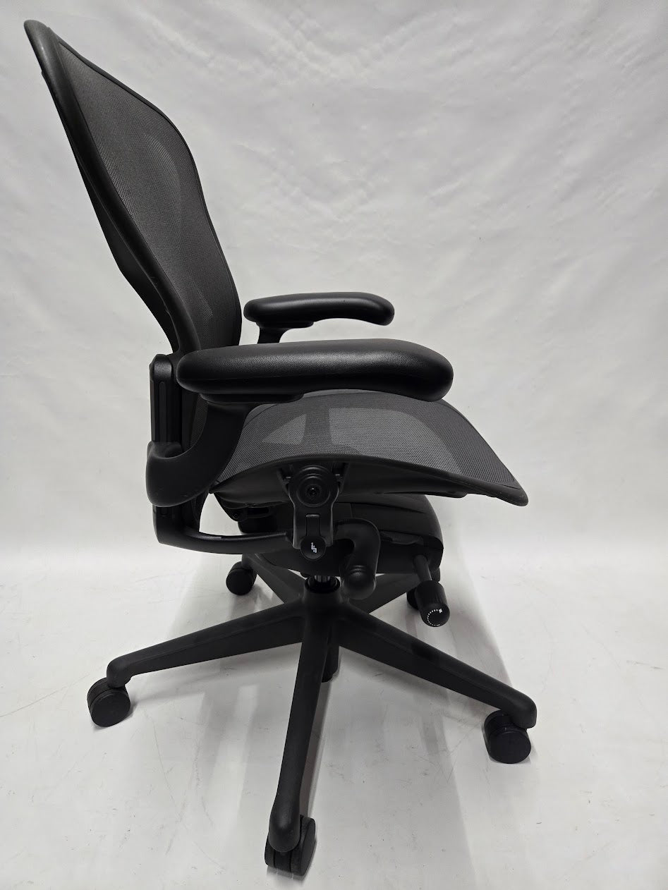 Herman Miller Remastered Aeron Chair, Size B, in Graphite