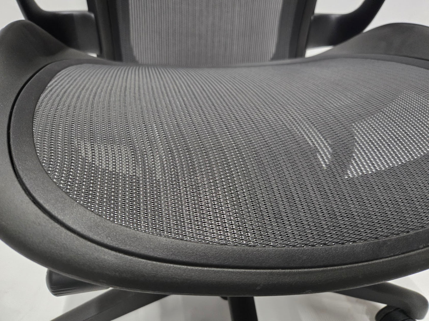 Herman Miller Remastered Aeron Chair, Size B, in Graphite