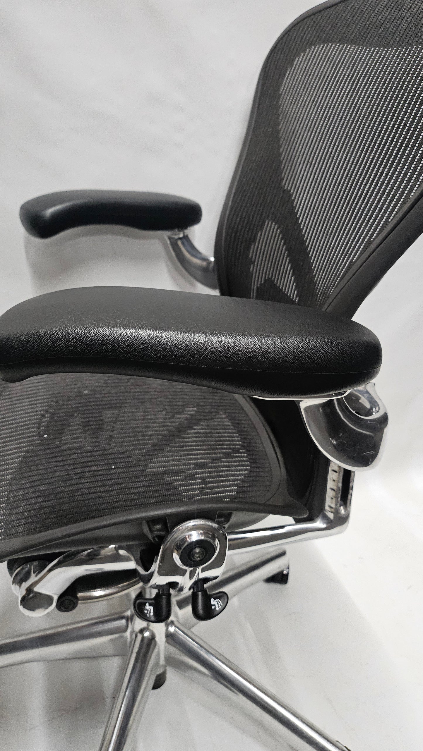 Herman Miller Classic Executive Aeron Chair with Polished Aluminum Frame and Base, Size B, with PostureFit
