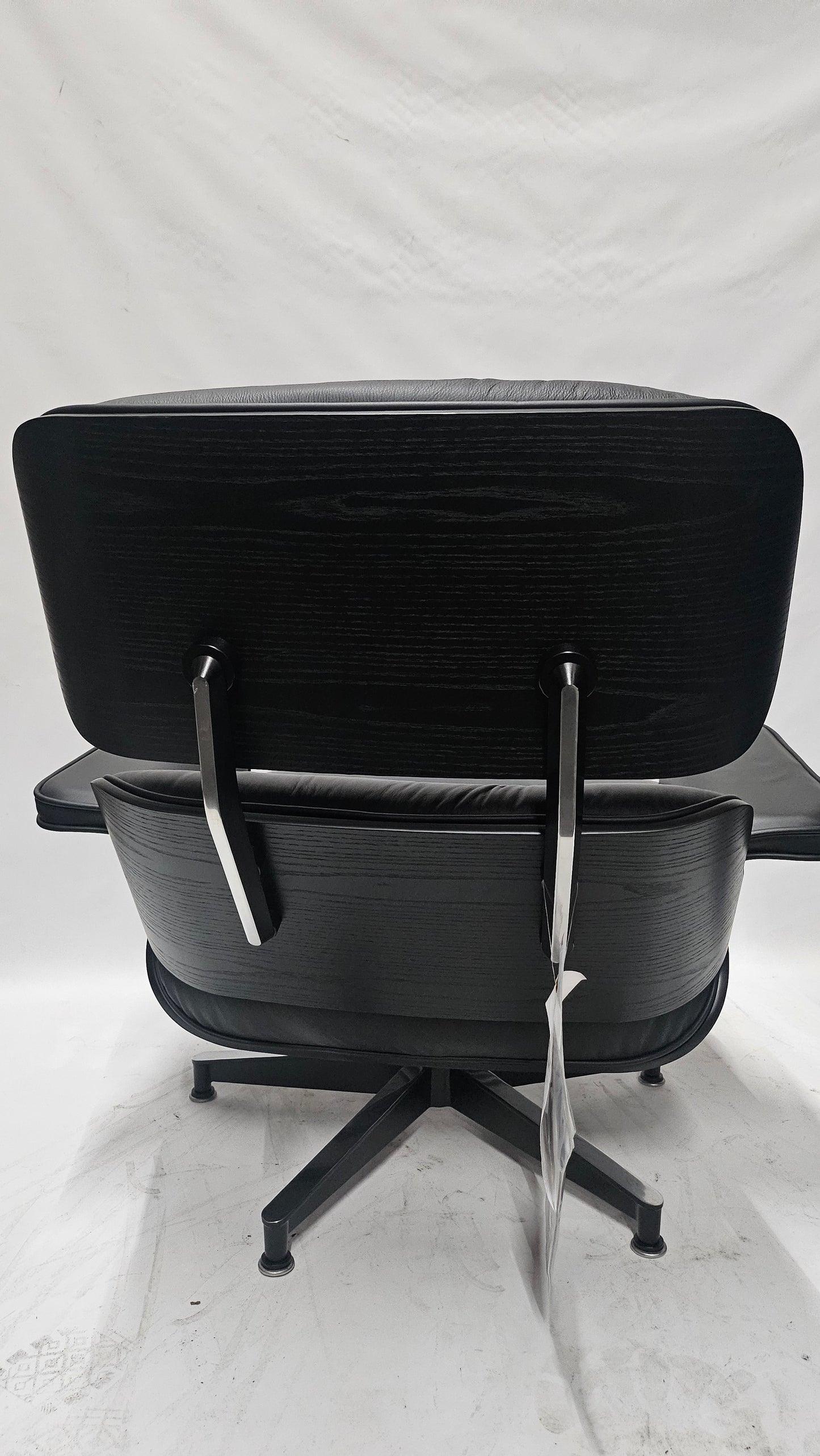 Herman Miller Eames Lounge Chair and Ottoman
