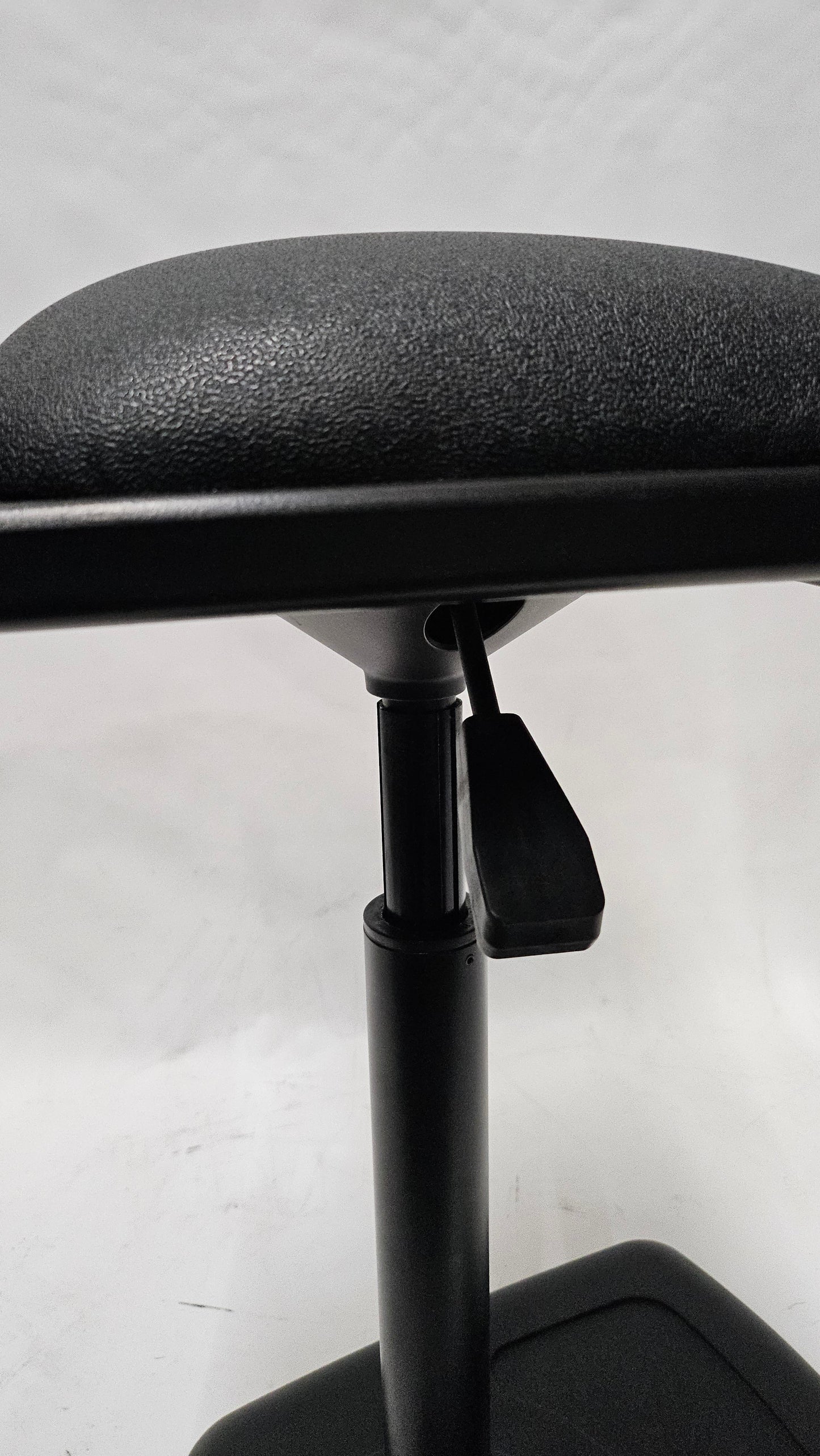 Varidesk Active Seat-Stool