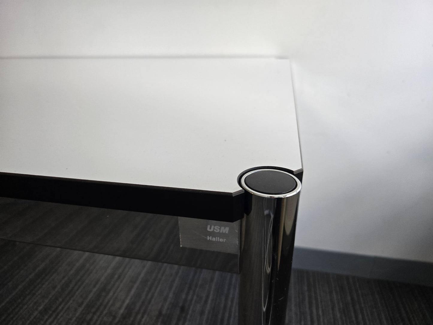 USM Haller T59 Desk-Table in White