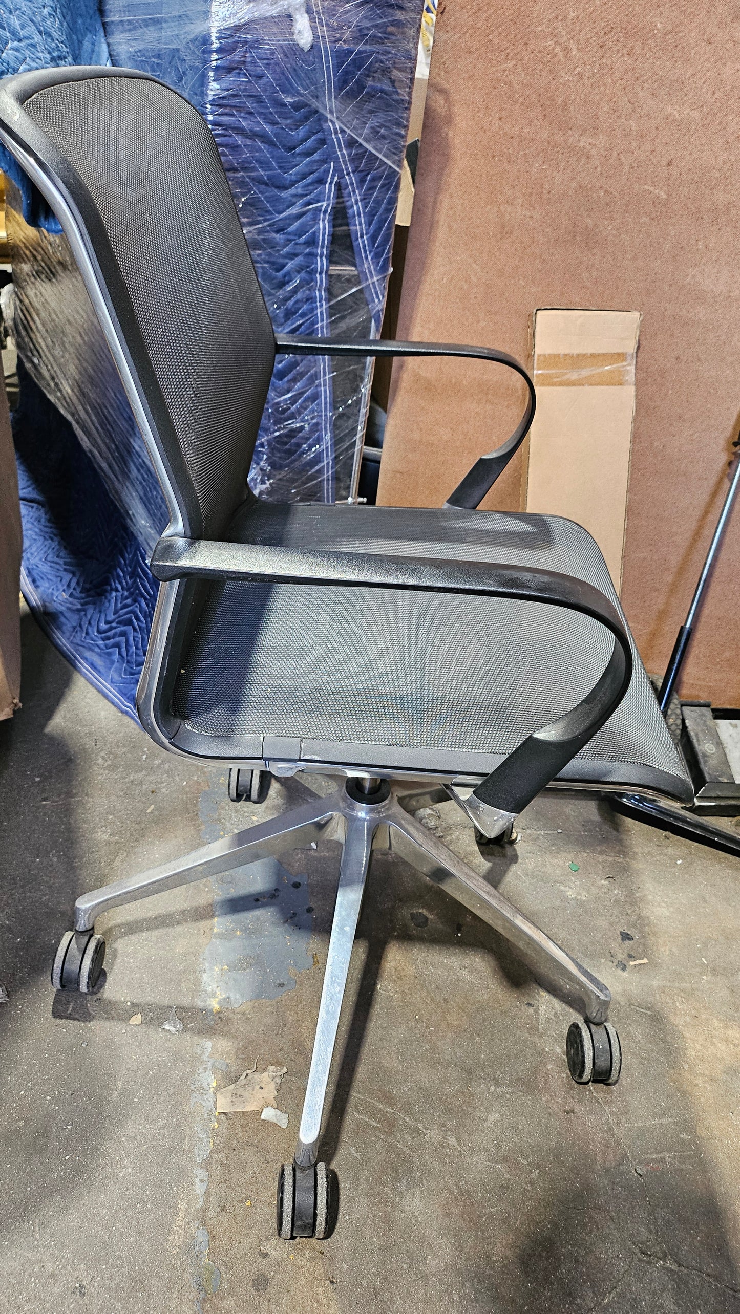 Keilhauer Filo Conference Chair