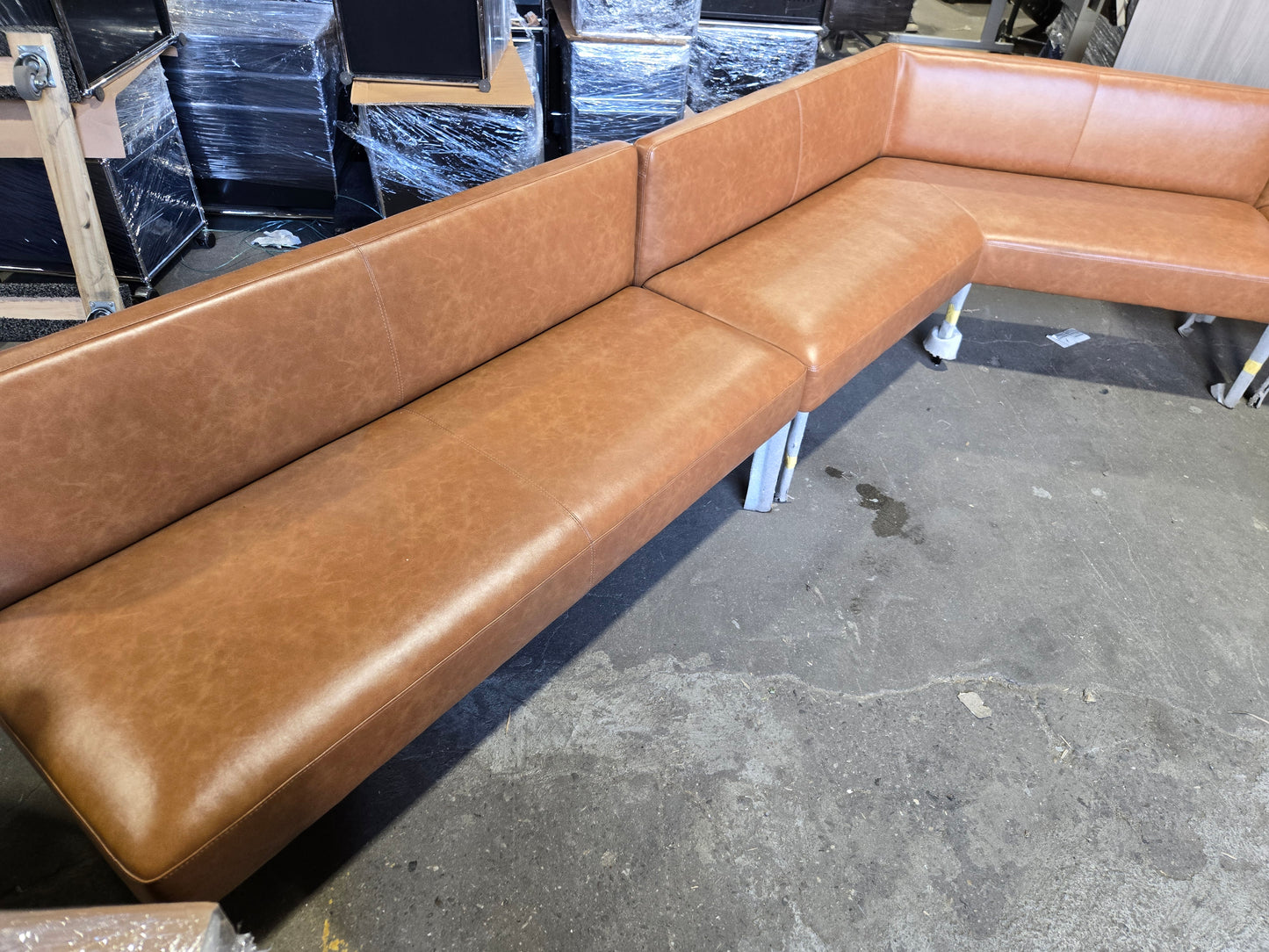 Keilhauer Pact Lounge-Bench Set of 3 in Brown