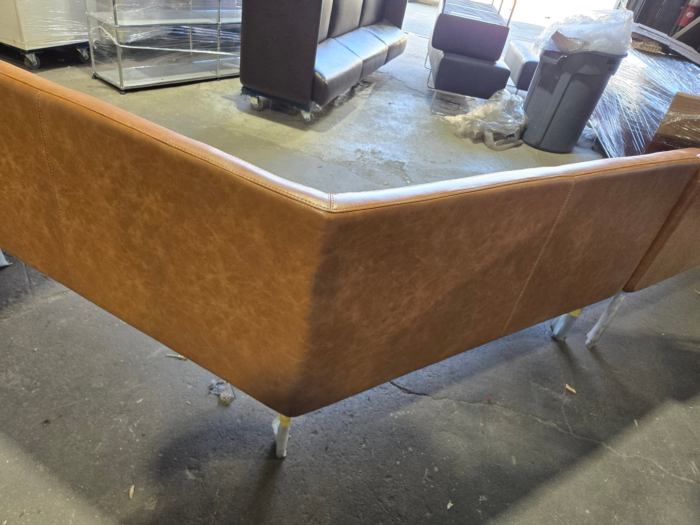 Keilhauer Pact Lounge-Bench Set of 3 in Brown