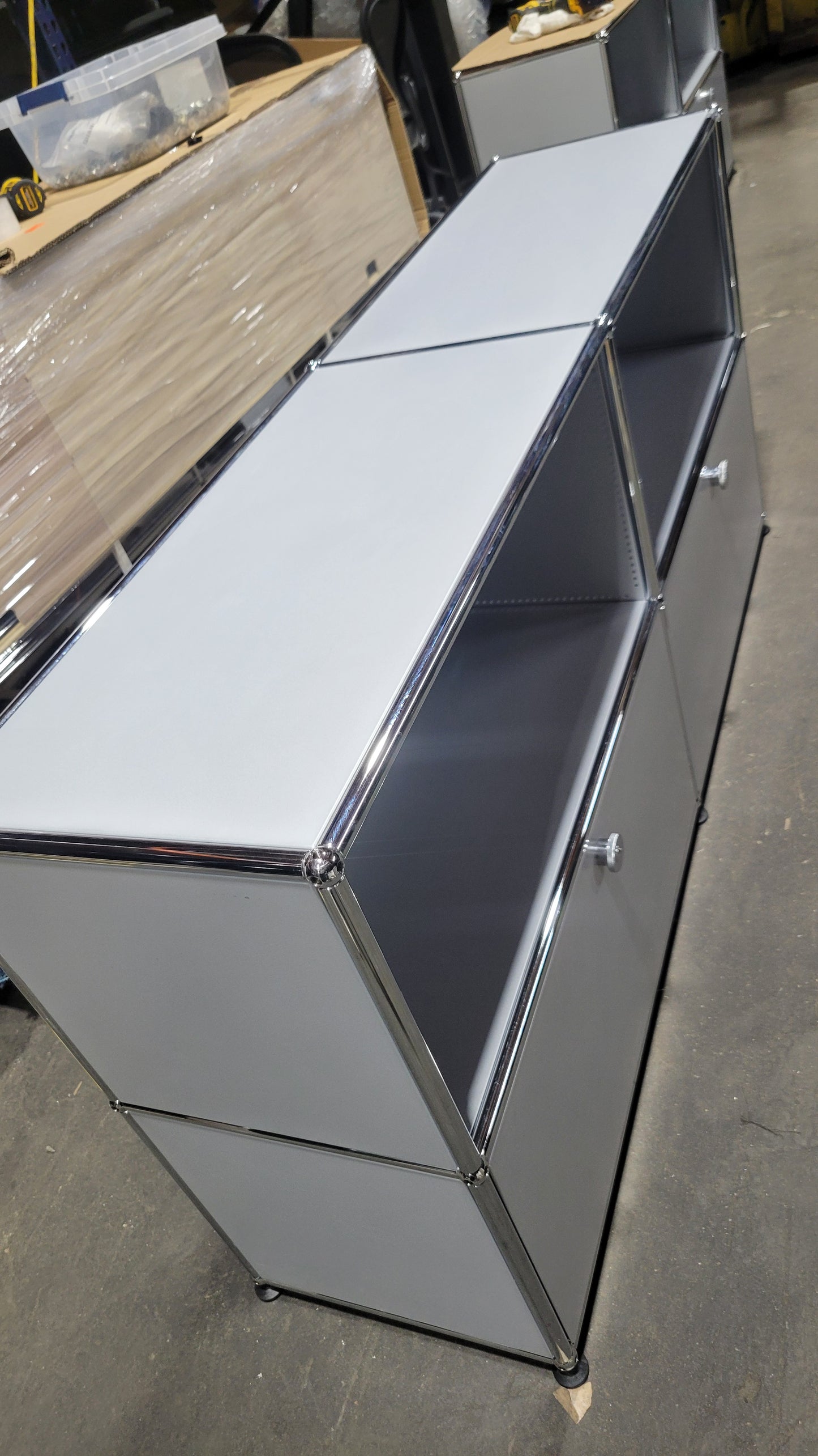USM Haller 2x2 Cabinet / Dresser with 2 Shelves and 2 Drawers in Matte Silver