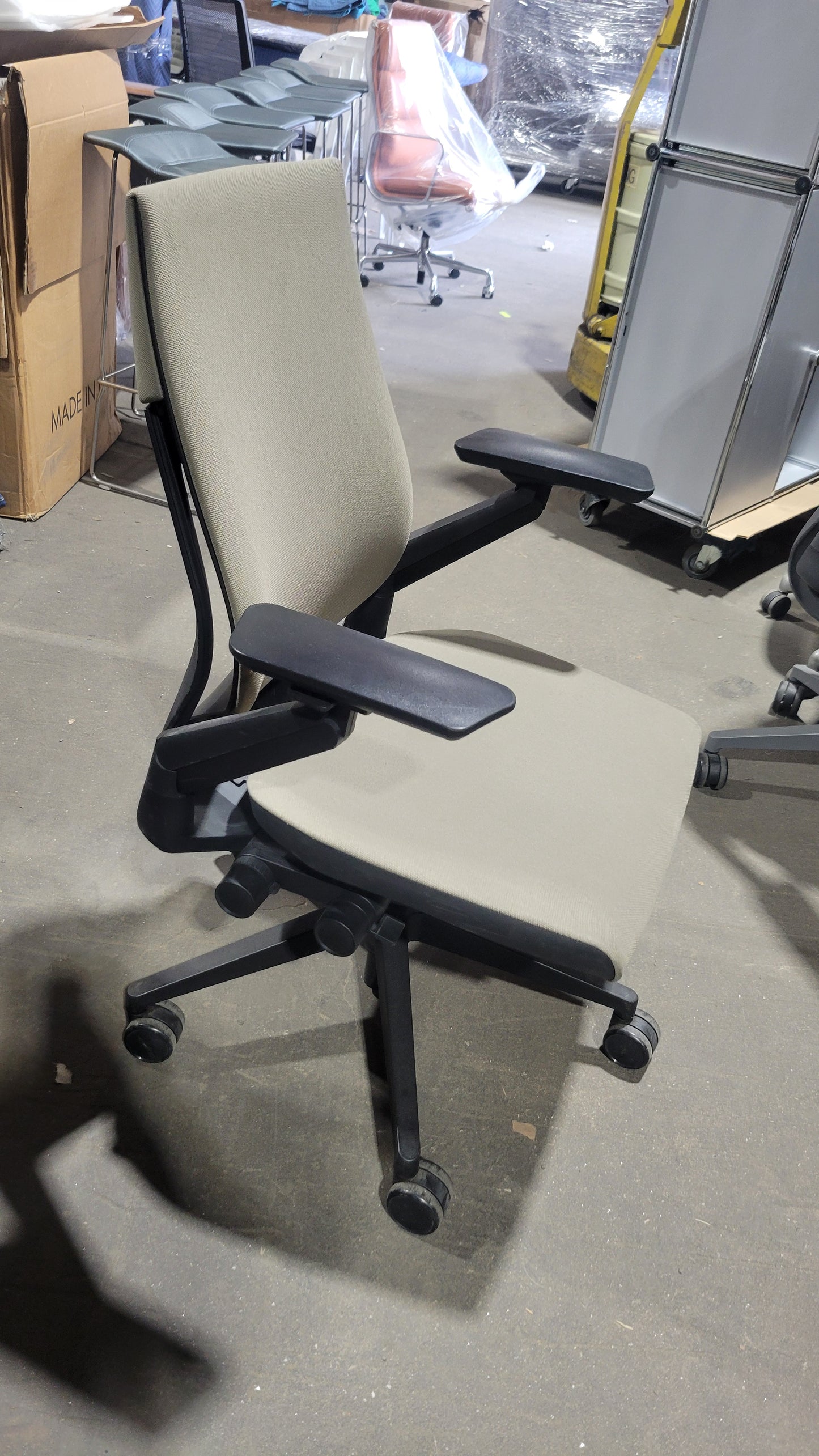Steelcase Gesture Chair in Ash Fabric