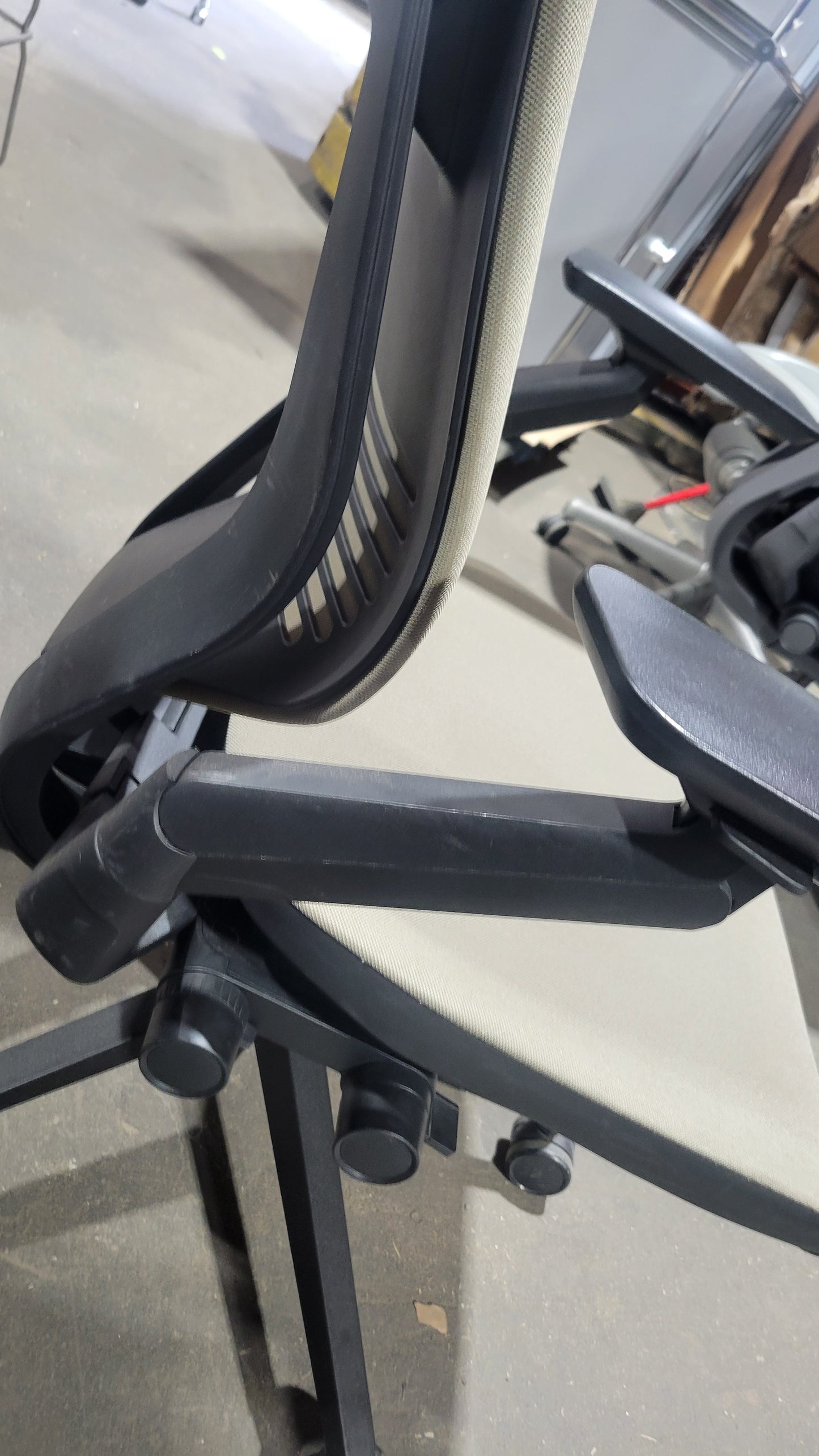 Steelcase Gesture Chair in Ash Fabric