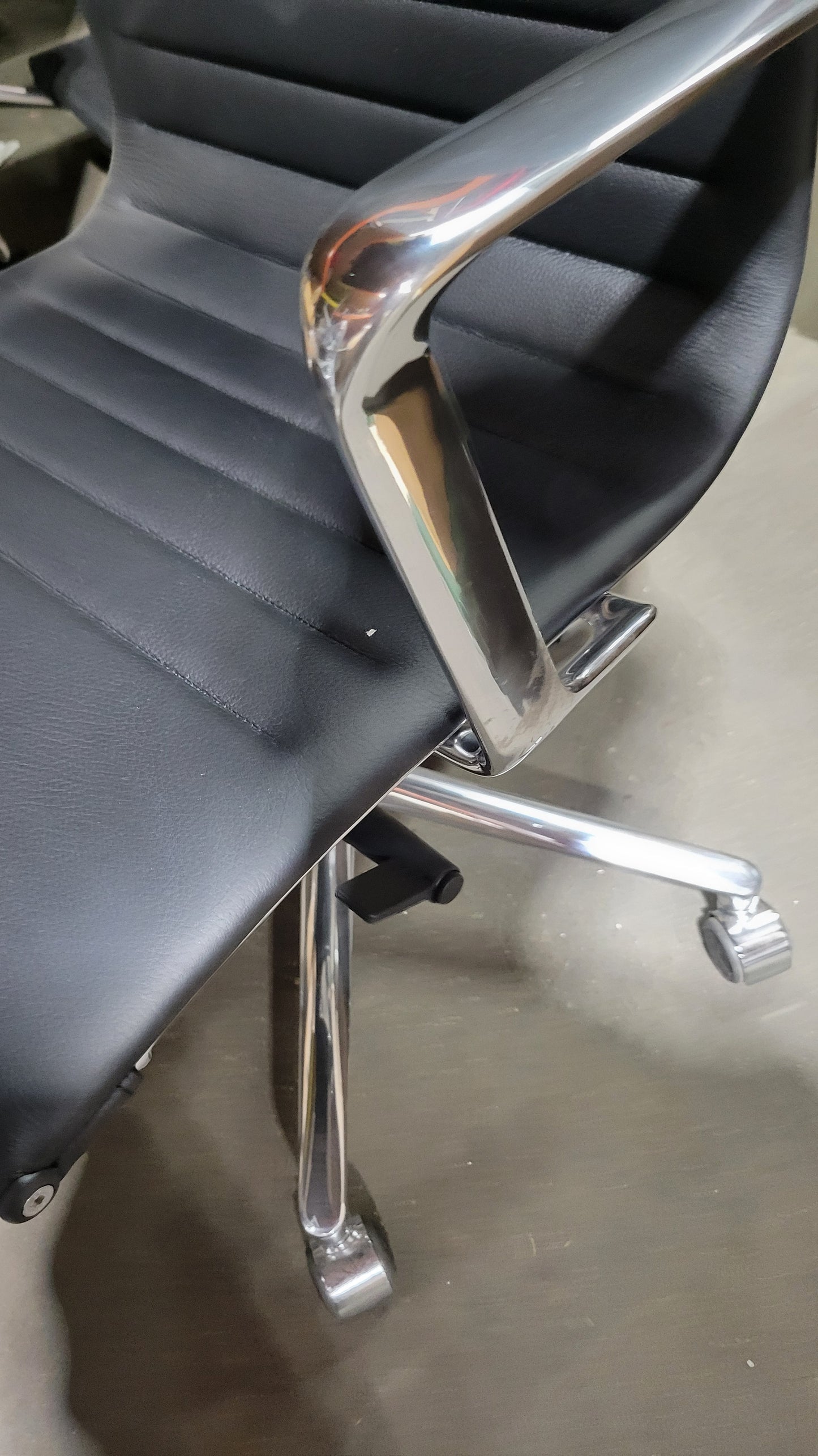 ICF Una Management Low Back Chair in Black Leather (New)