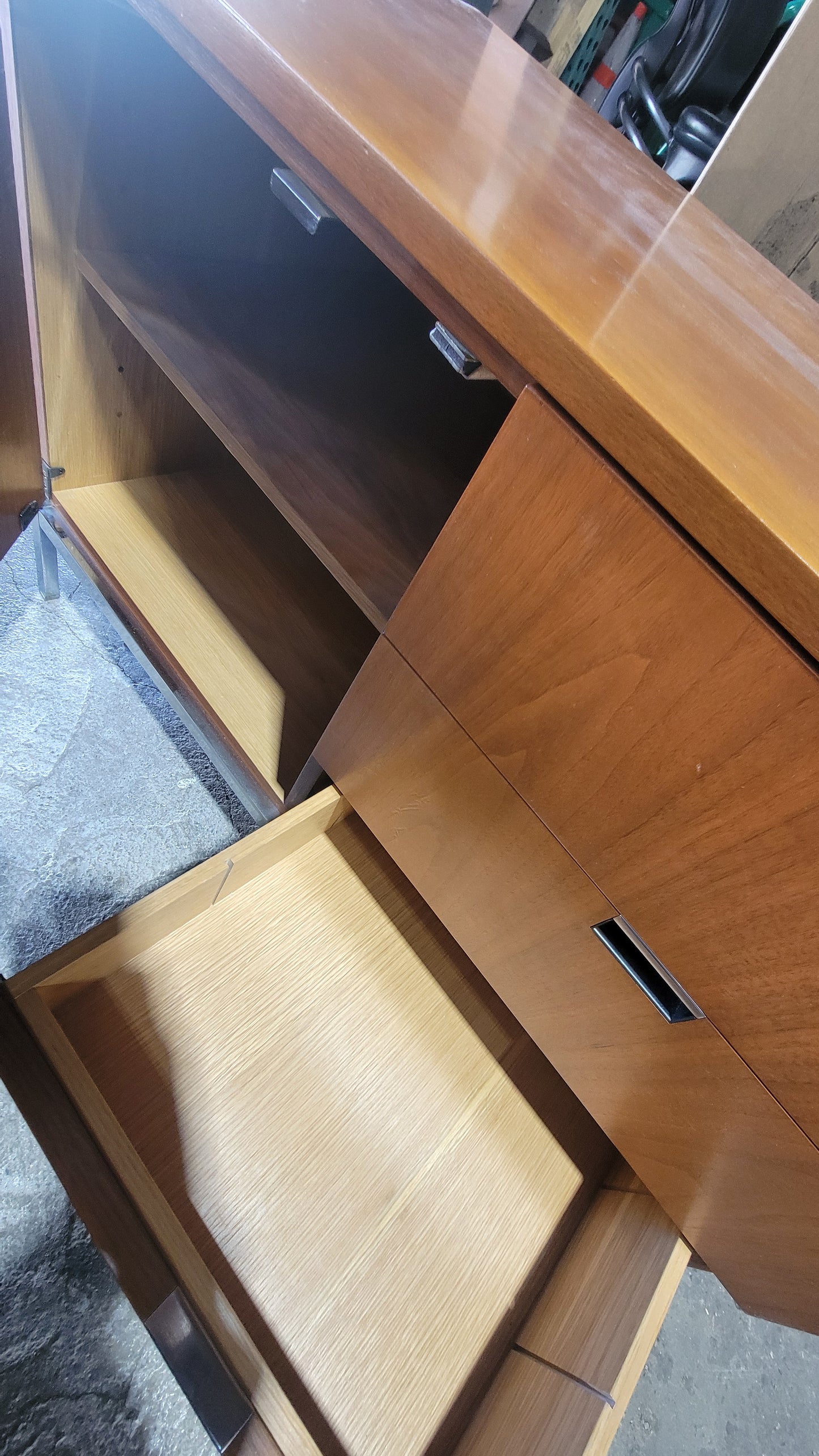 Florence Knoll Two-Position Wood Credenza (Vintage)