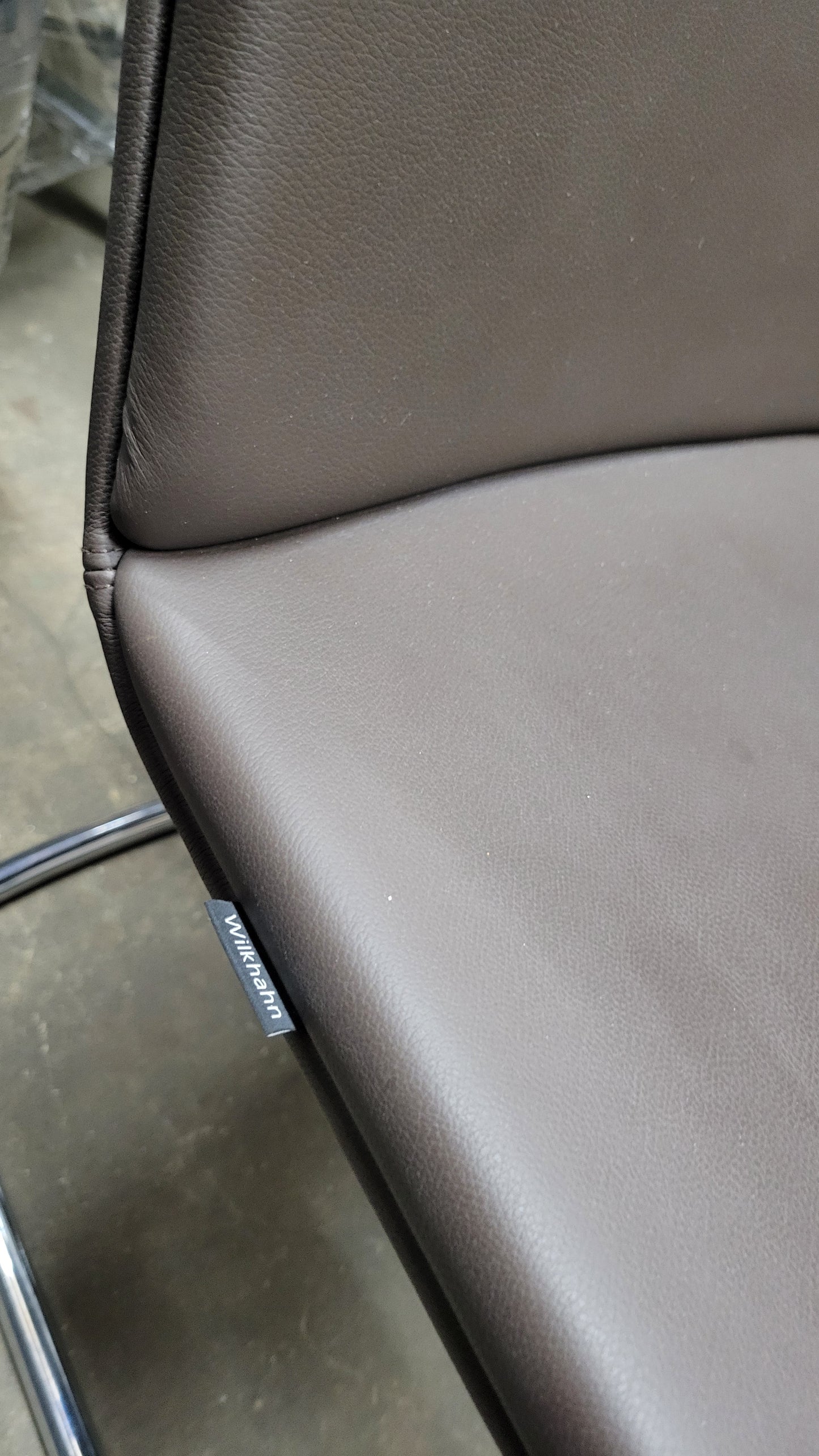 Wilkhahn Neos 183/3 Cantilever Chair in Brown