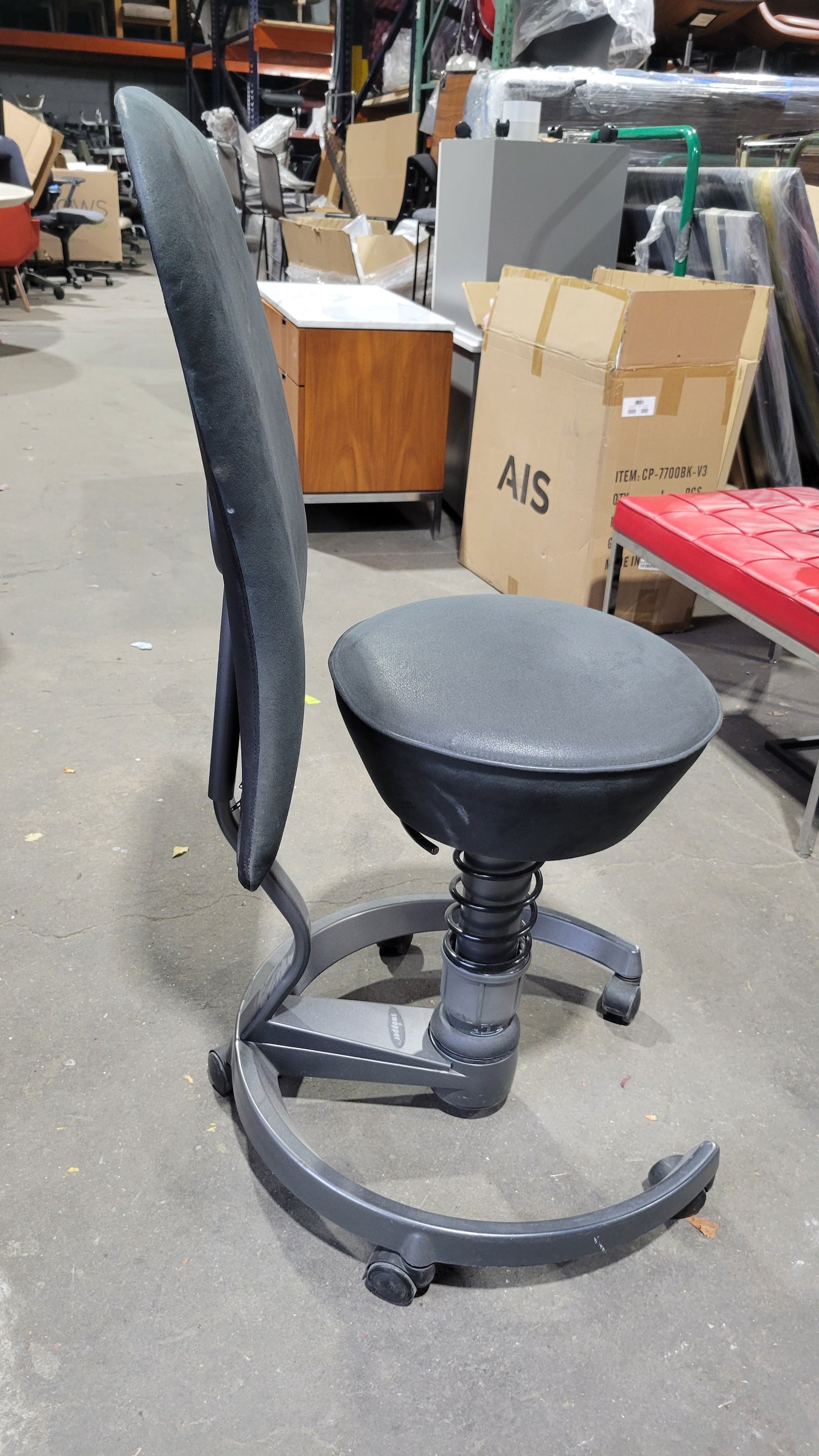 Aeris Swopper Task Chair / Stool