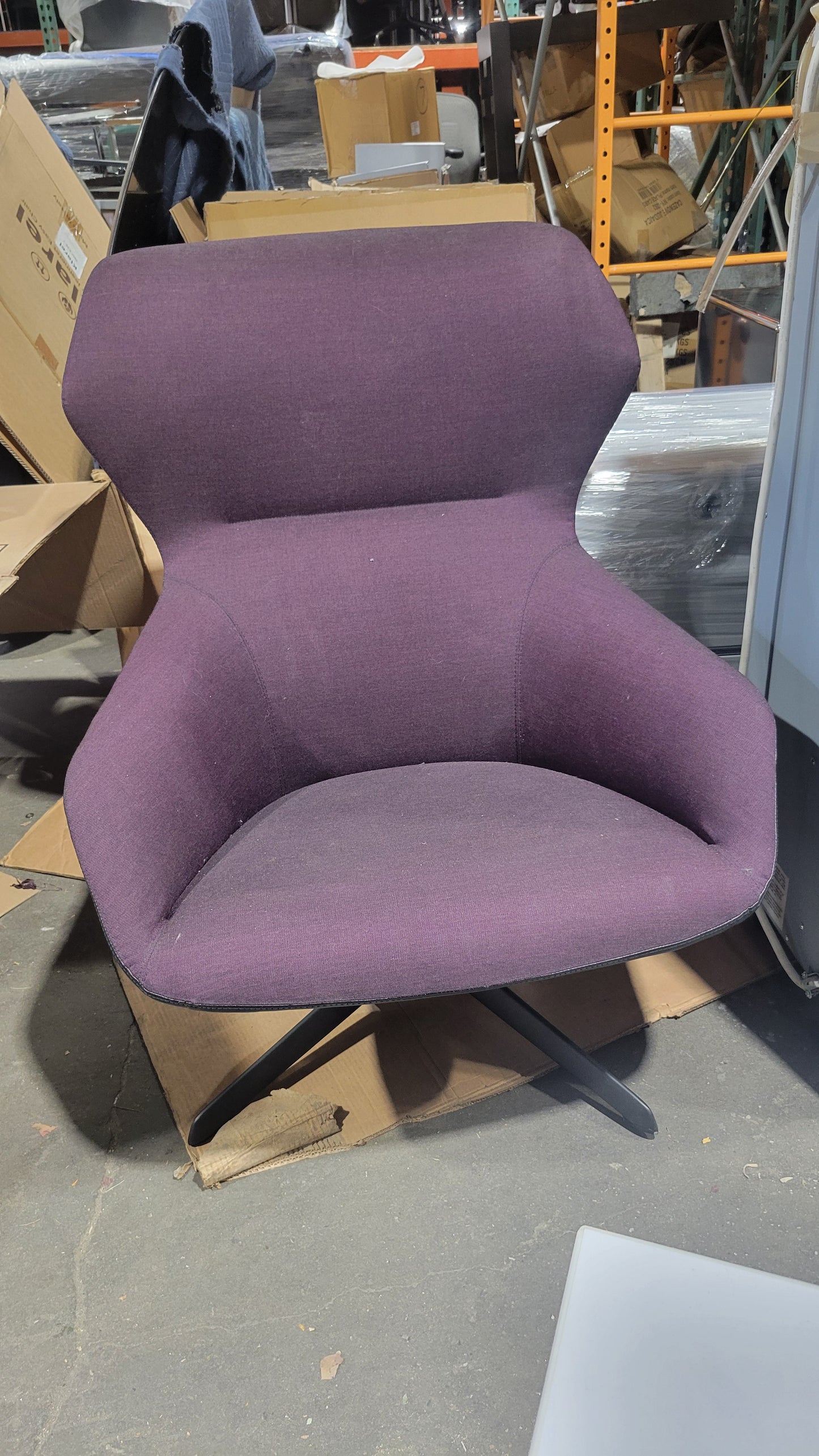 Davis Ginkgo Lounge Chair in Purple