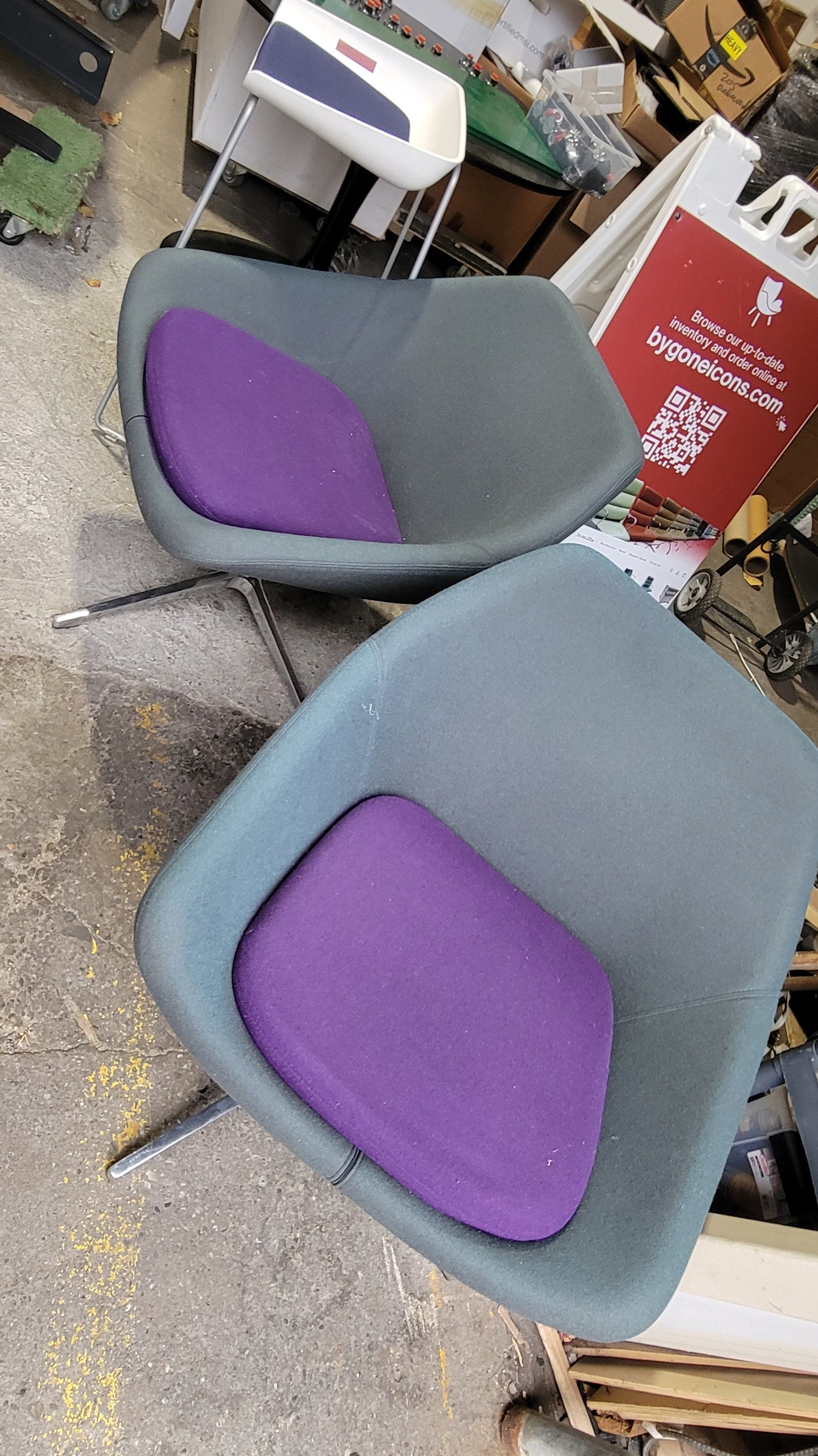 Allermuir Conic A640 Lounge Chair in Blue with Purple Seat Cushion